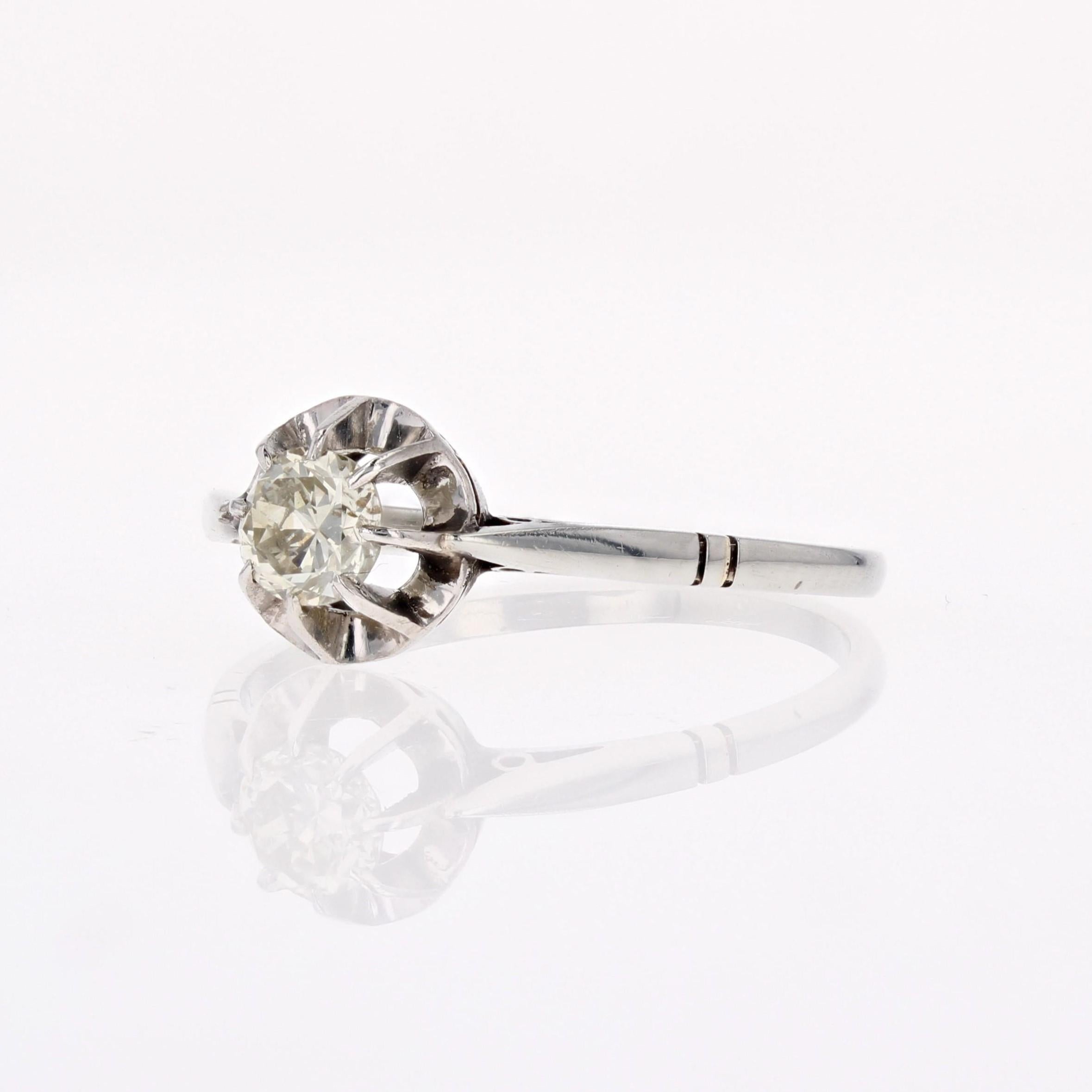 Art Deco French 1930s Champagne Diamond 18 Karat White Gold Platinum Solitaire Ring For Sale