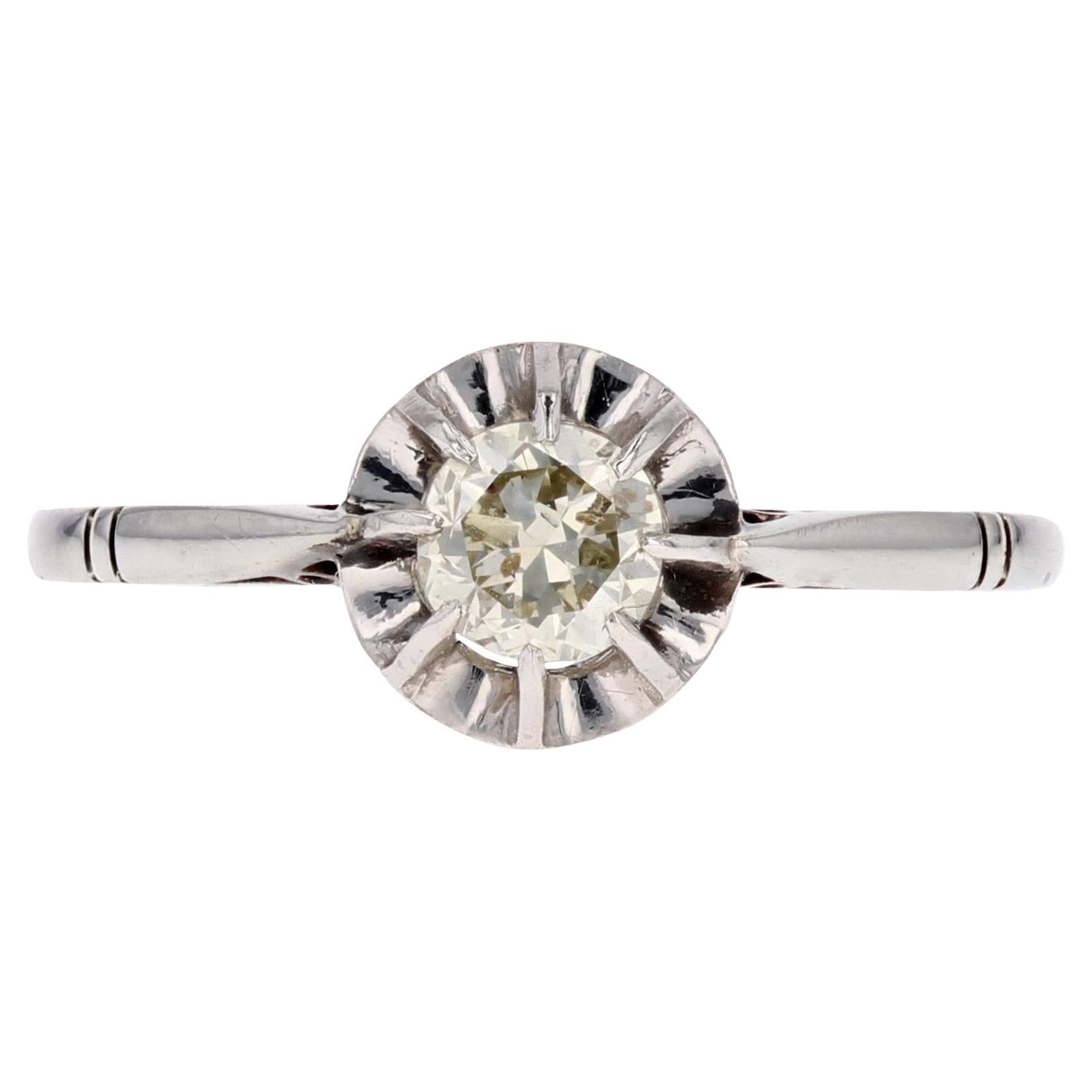 Anello solitario francese anni
30 con diamante champagne in oro bianco 18 carati e platino