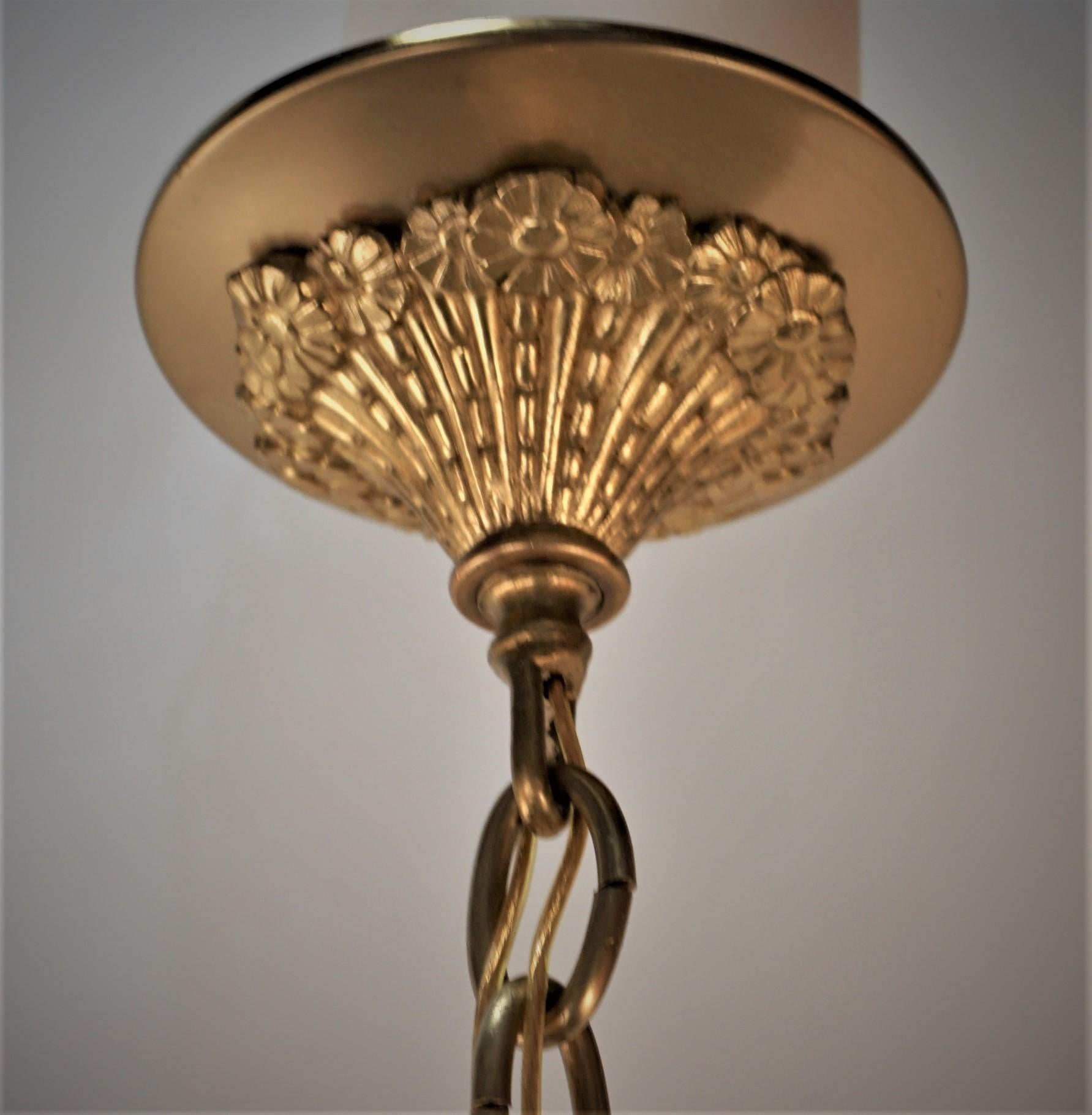 French 1930s Crystal and Bronze Chandelier For Sale 3
