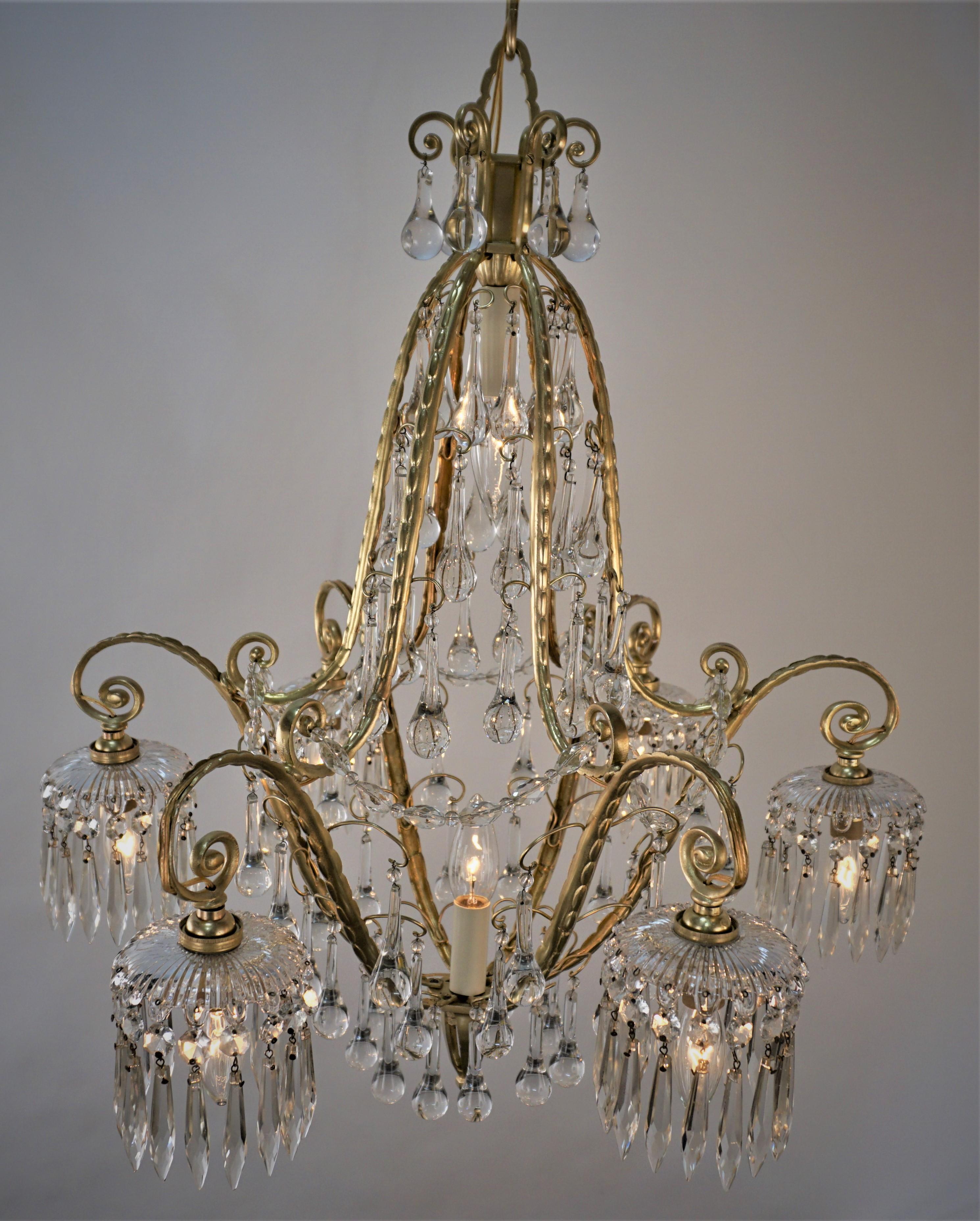 French 1930s Crystal and Bronze Chandelier For Sale 5
