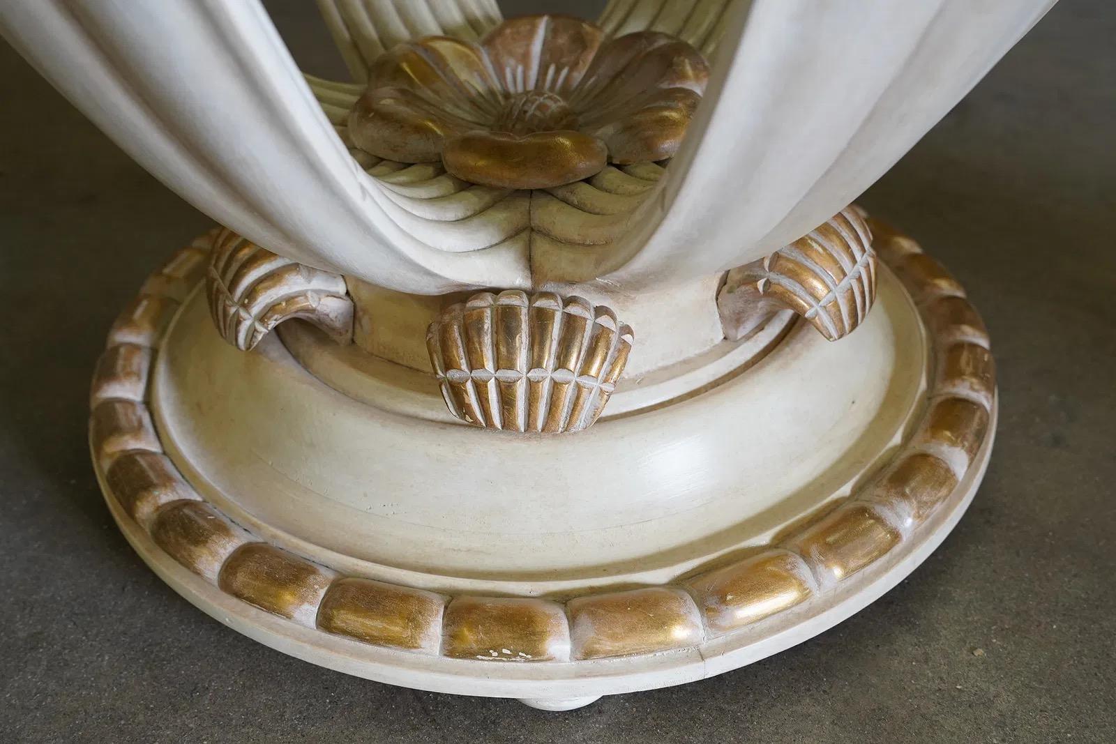 Mesa de comedor o centro de mesa francesa Deco de 1930 con pedestal de flor de loto en venta 3