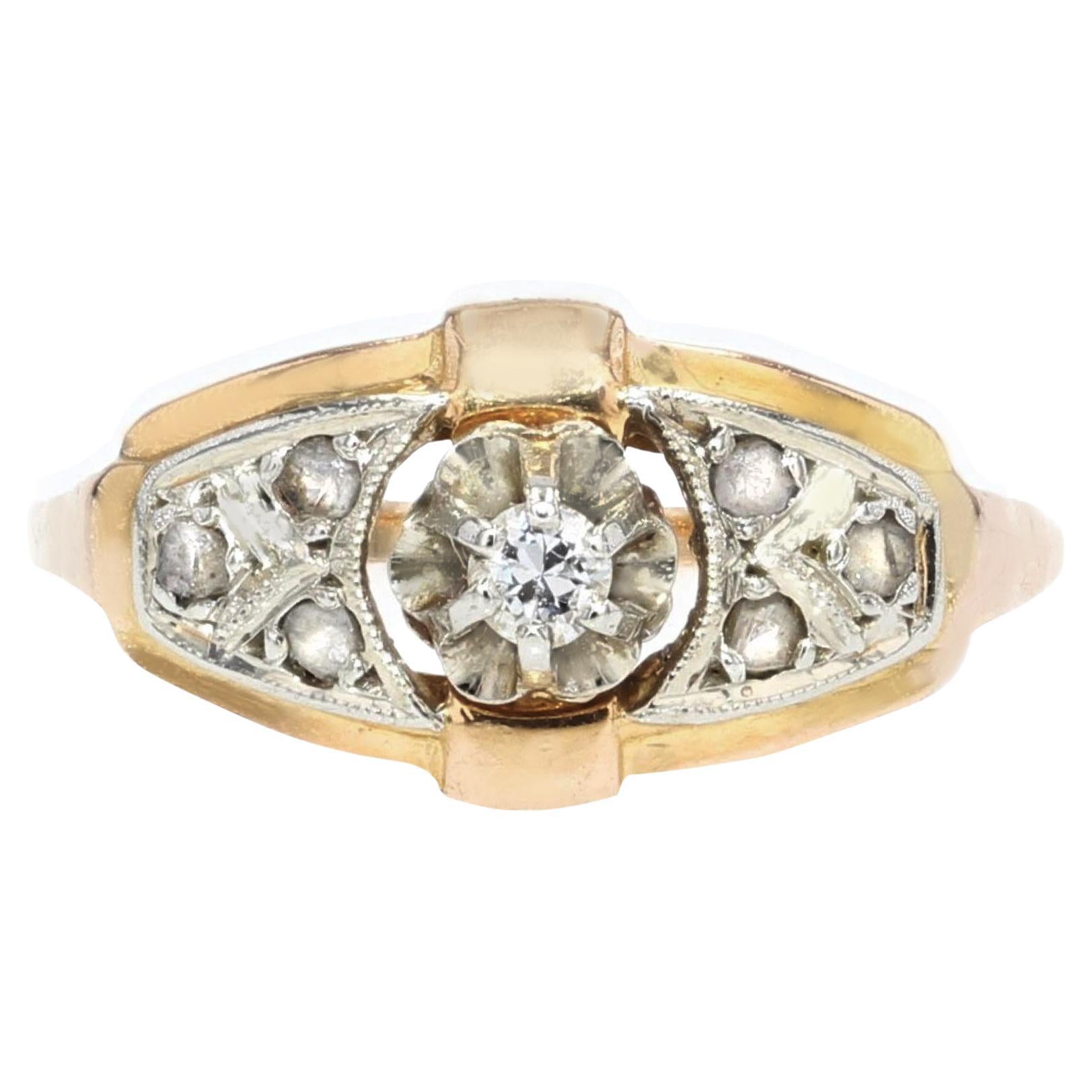 French 1930s Diamond 18 Karat Yellow Gold Art Deco Ring