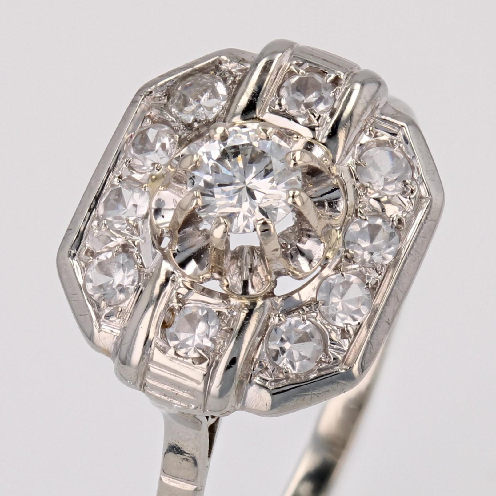 French 1930s Diamonds 18 Karat White Gold Art Deco Ring For Sale 3