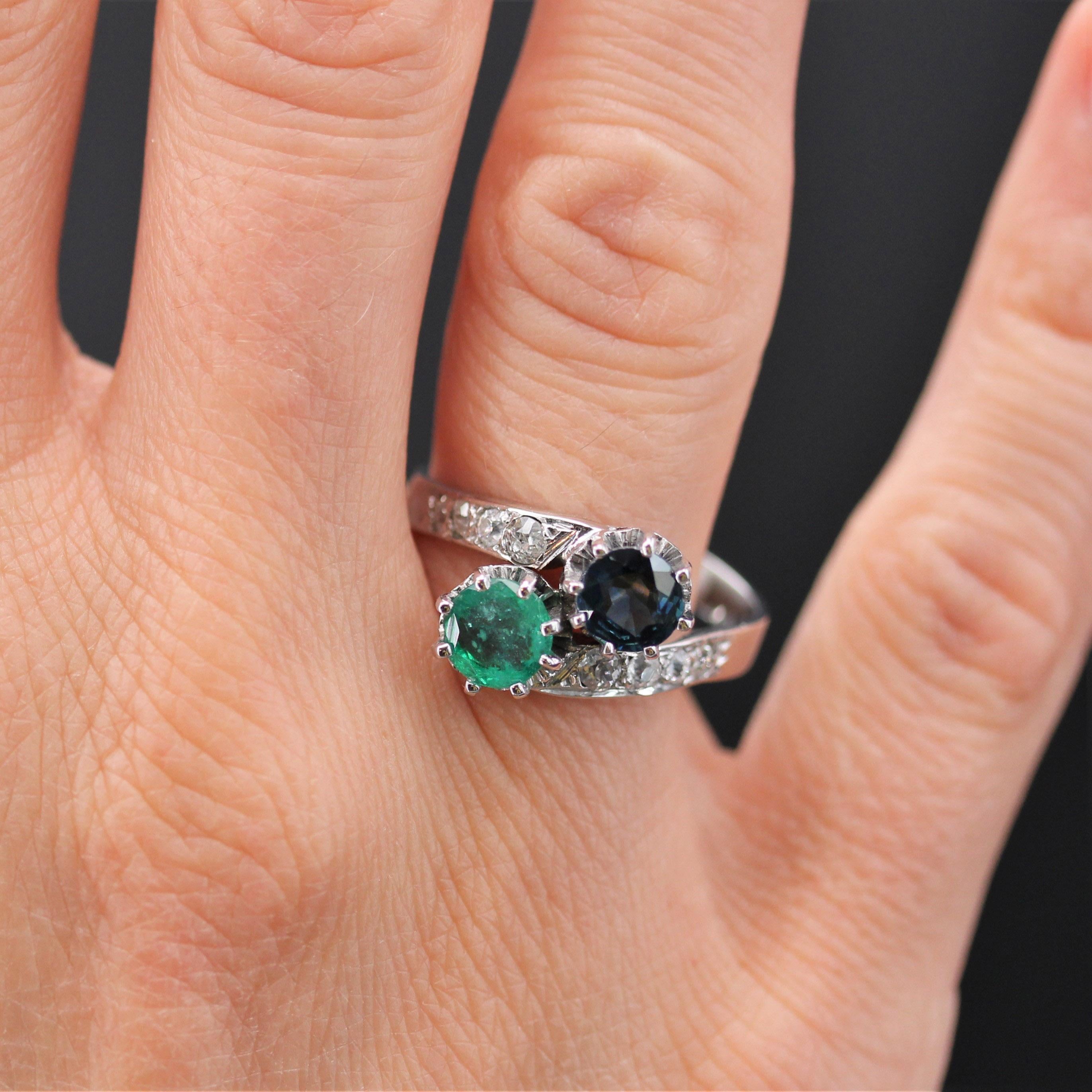 French 1930s Emerald Sapphire Diamonds 18 Karat White Gold You and Me Ring For Sale 8