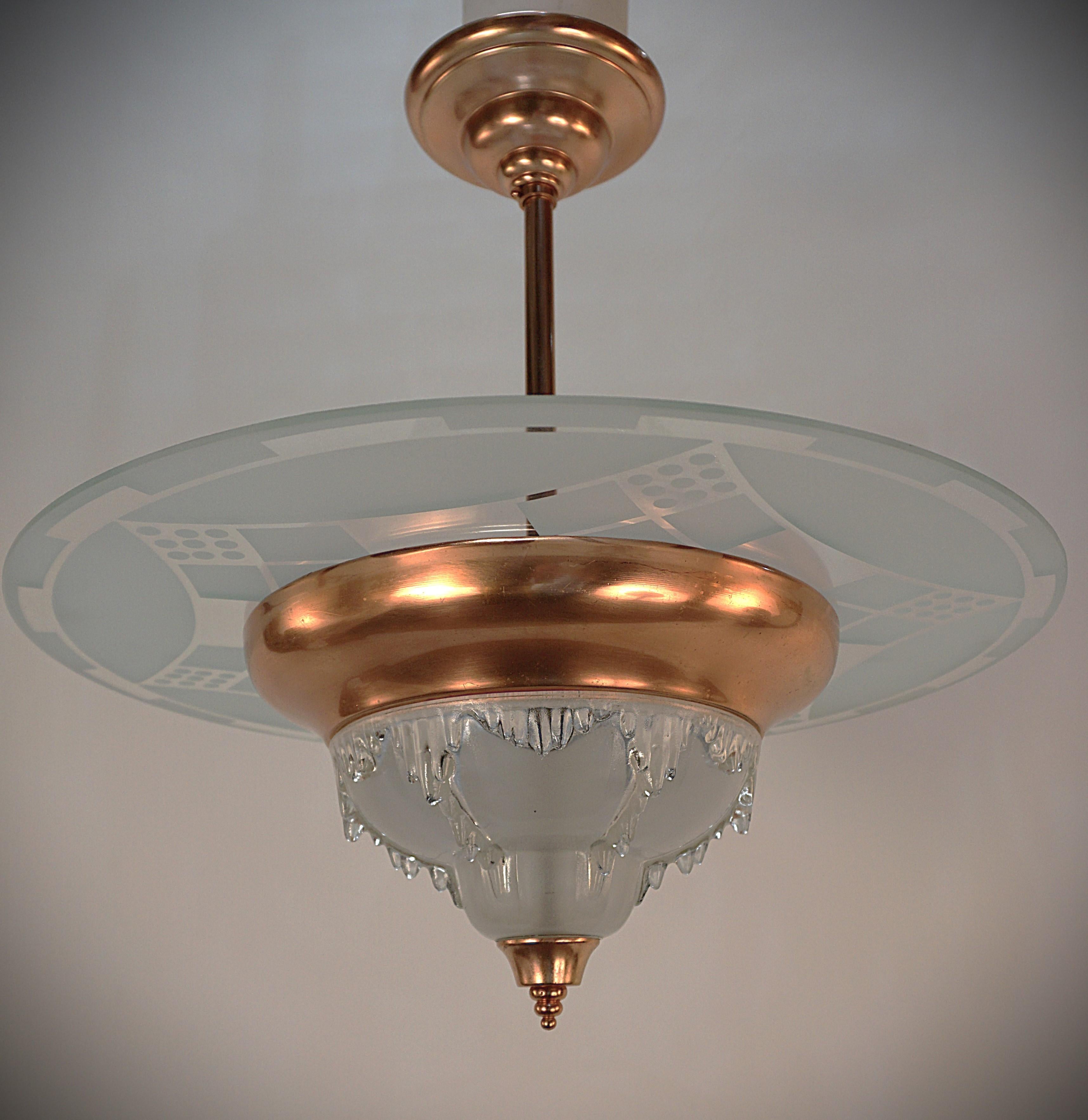 French 1930's Etched Glass Disc Chandelier For Sale 3