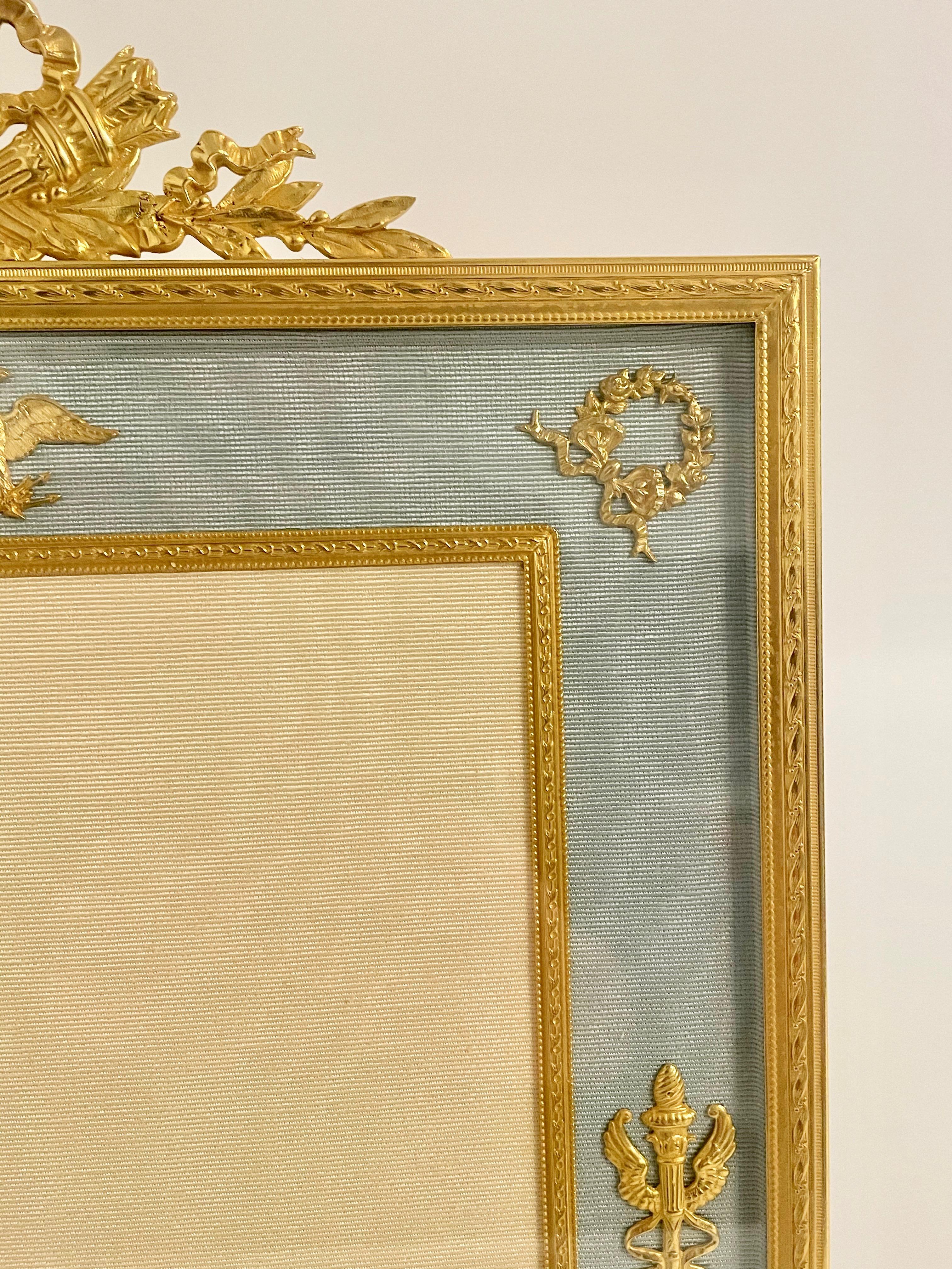 French 1930s Gilt Bronze and Blue Silk Photo Frame In Good Condition In London, GB
