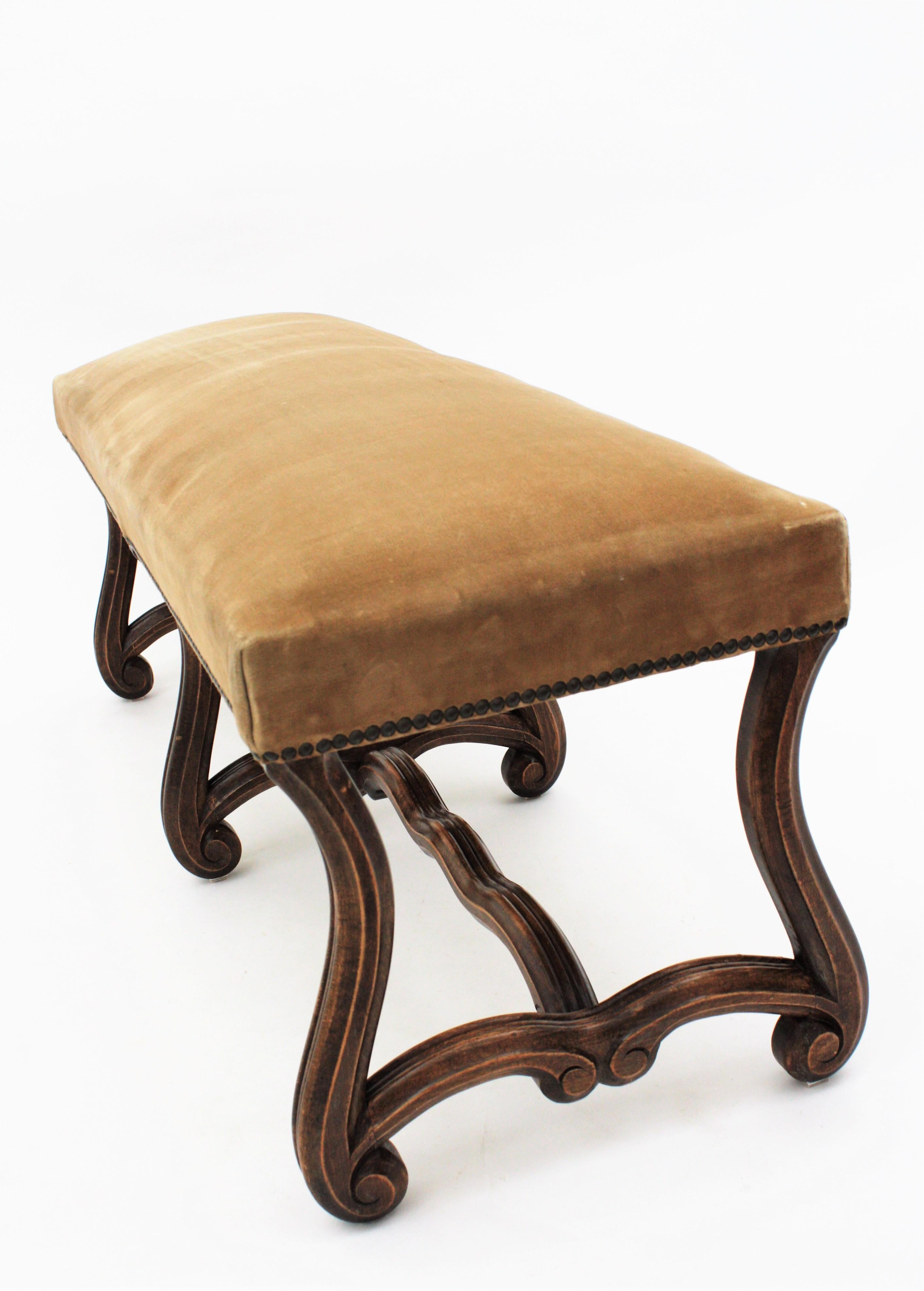 French 1930s Louis XIV Style Os de Mouton Legs Bench in Velvet Upholstery 6