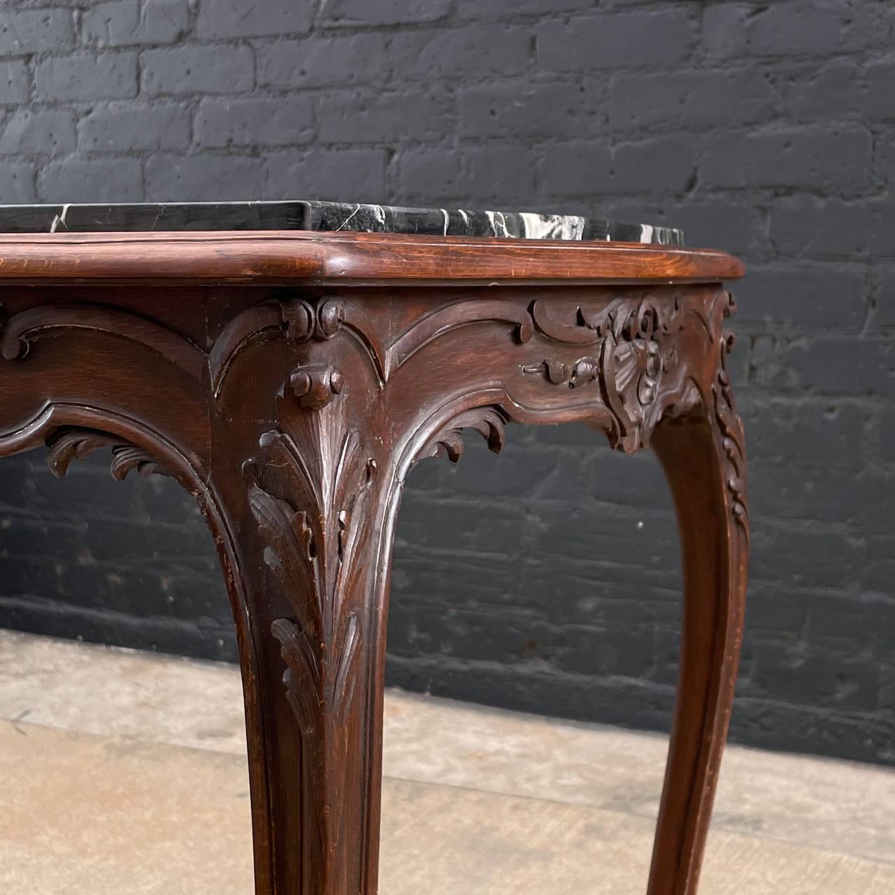 French 1930s Louis XV Style Table with Carved Rocaille Decorations  For Sale 5