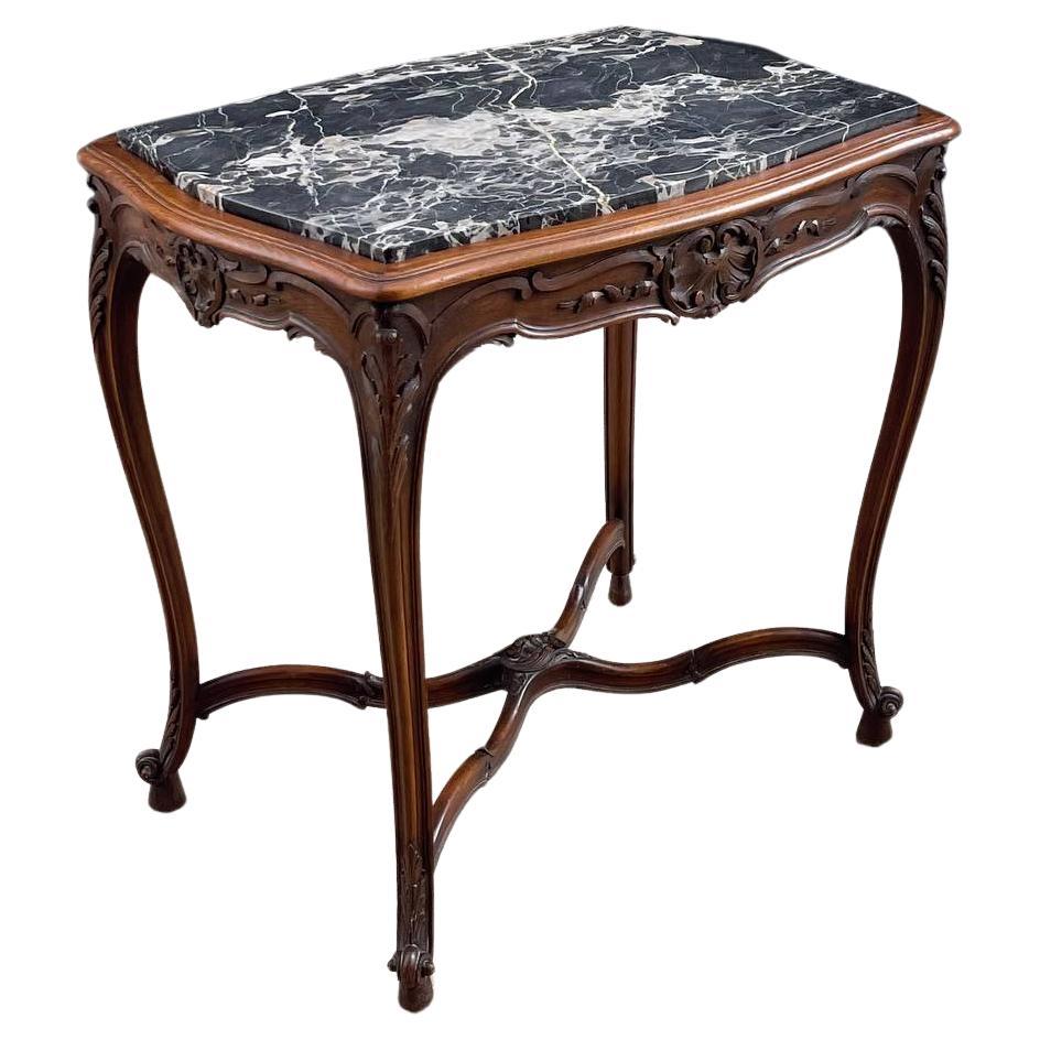 French 1930s Louis XV Style Table with Carved Rocaille Decorations  For Sale