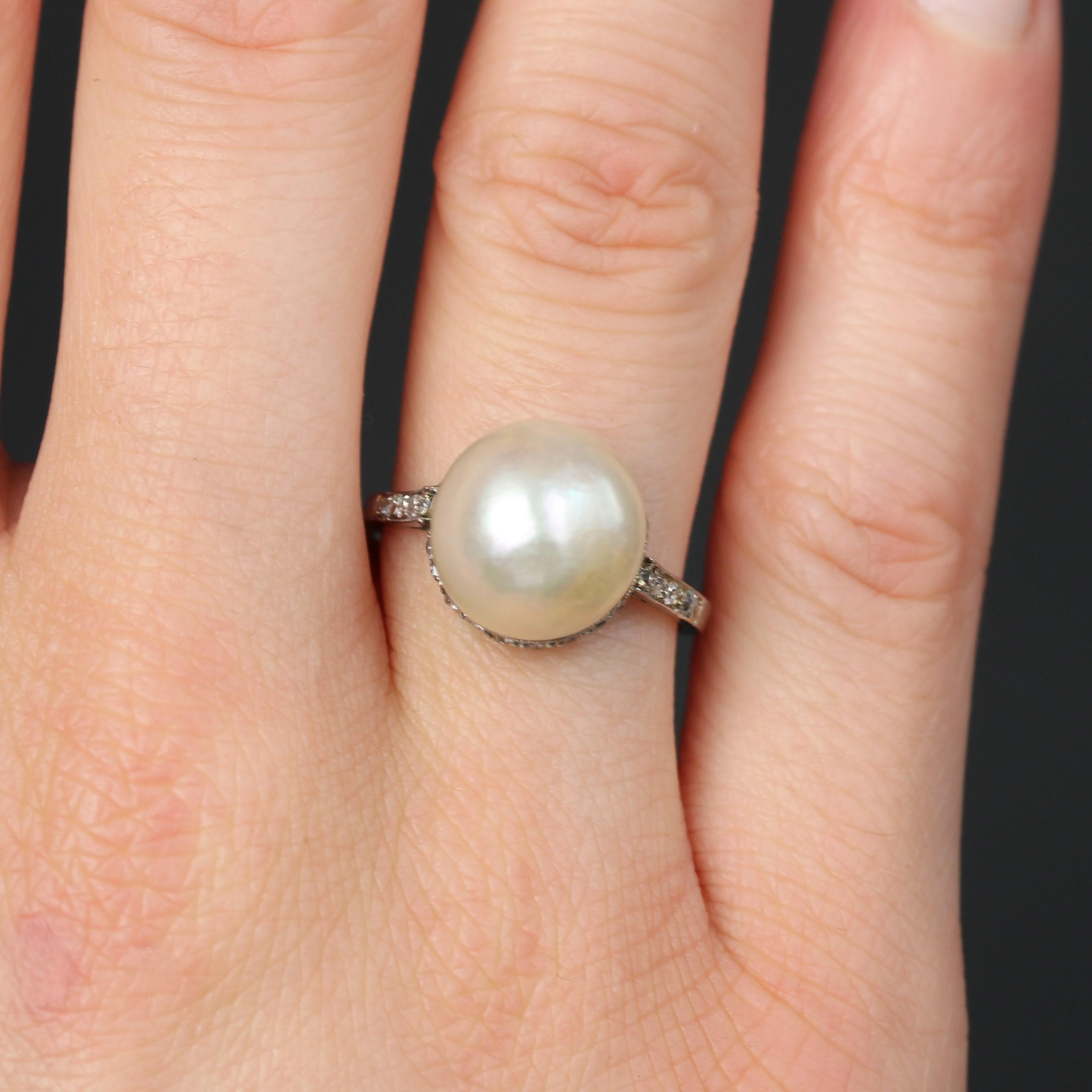 Donna Anello Art Deco francese degli anni '30 con perle Mabe e diamanti in platino in vendita