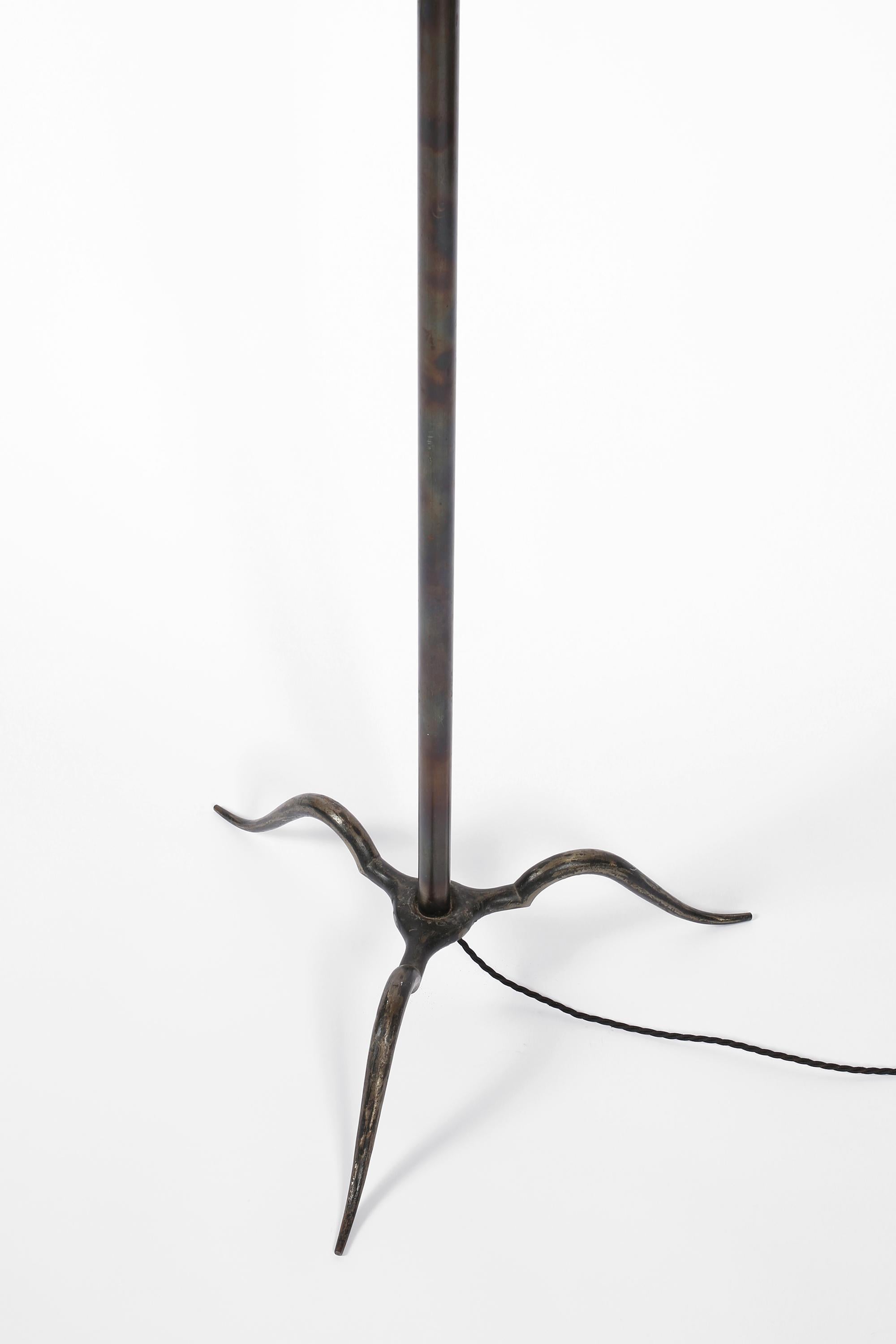 French 1930s Michel Zadounaïsky Art Deco Floor Lamp in Forged Iron 2