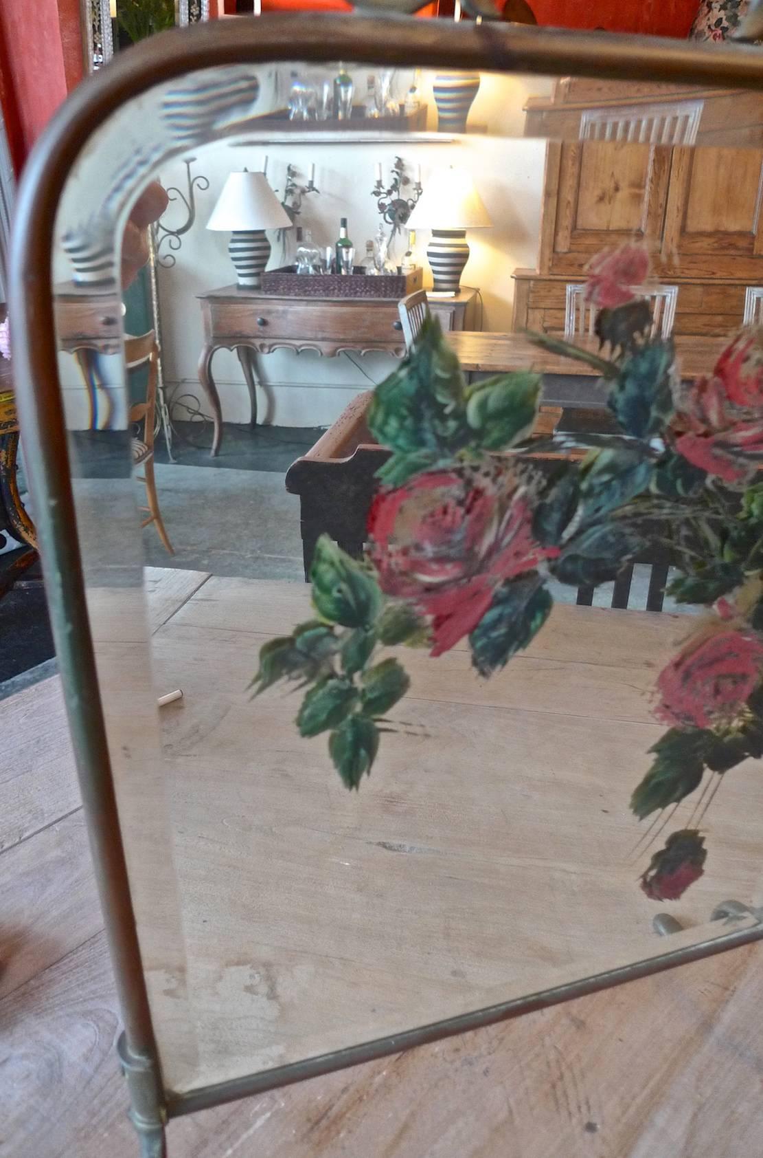 French 1930s Mirrored Fire Screen with Painted Flowers on Beveled Mirror Glass 4