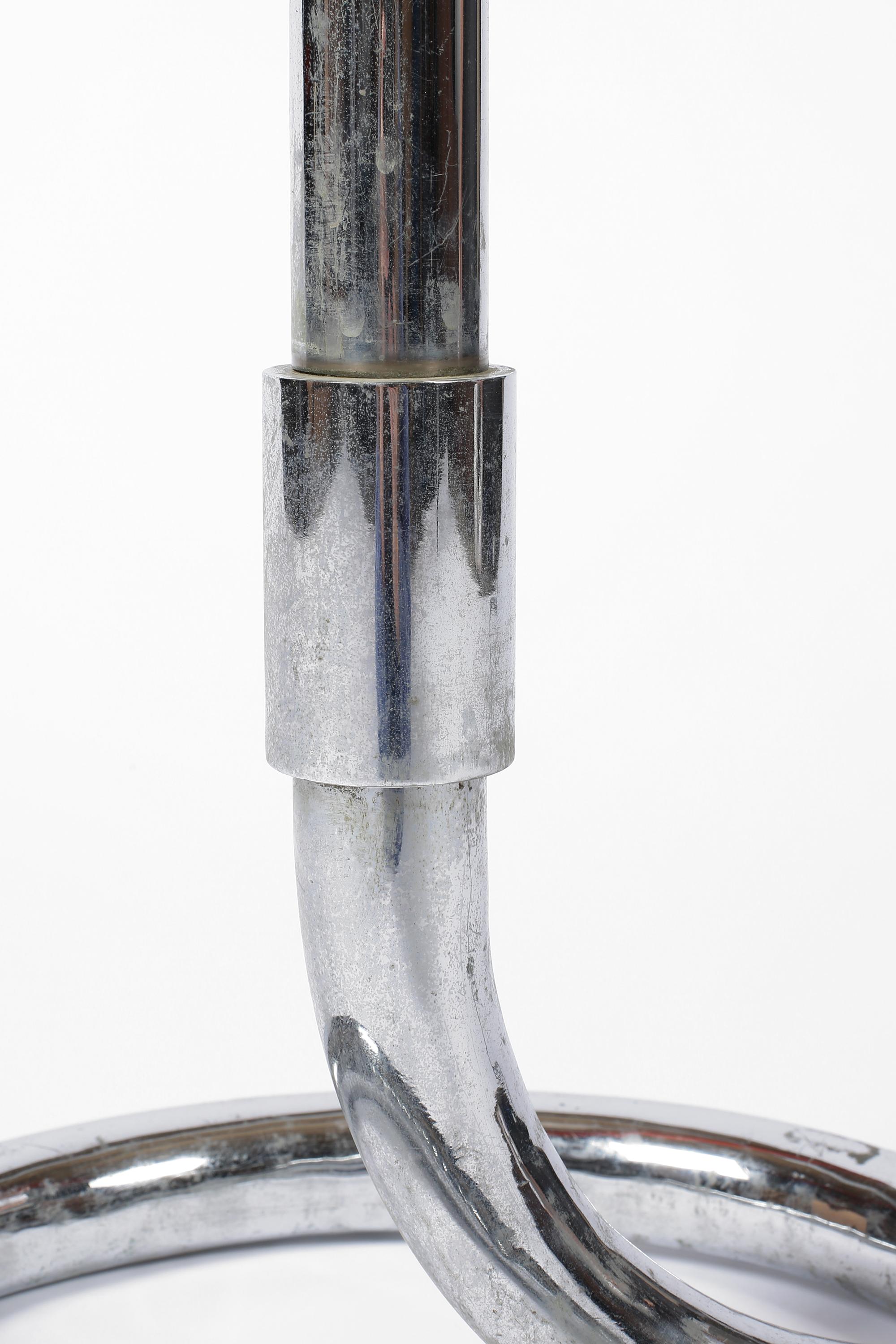 French 1930s Modernist Chromed Brass Floor Lamp For Sale 4