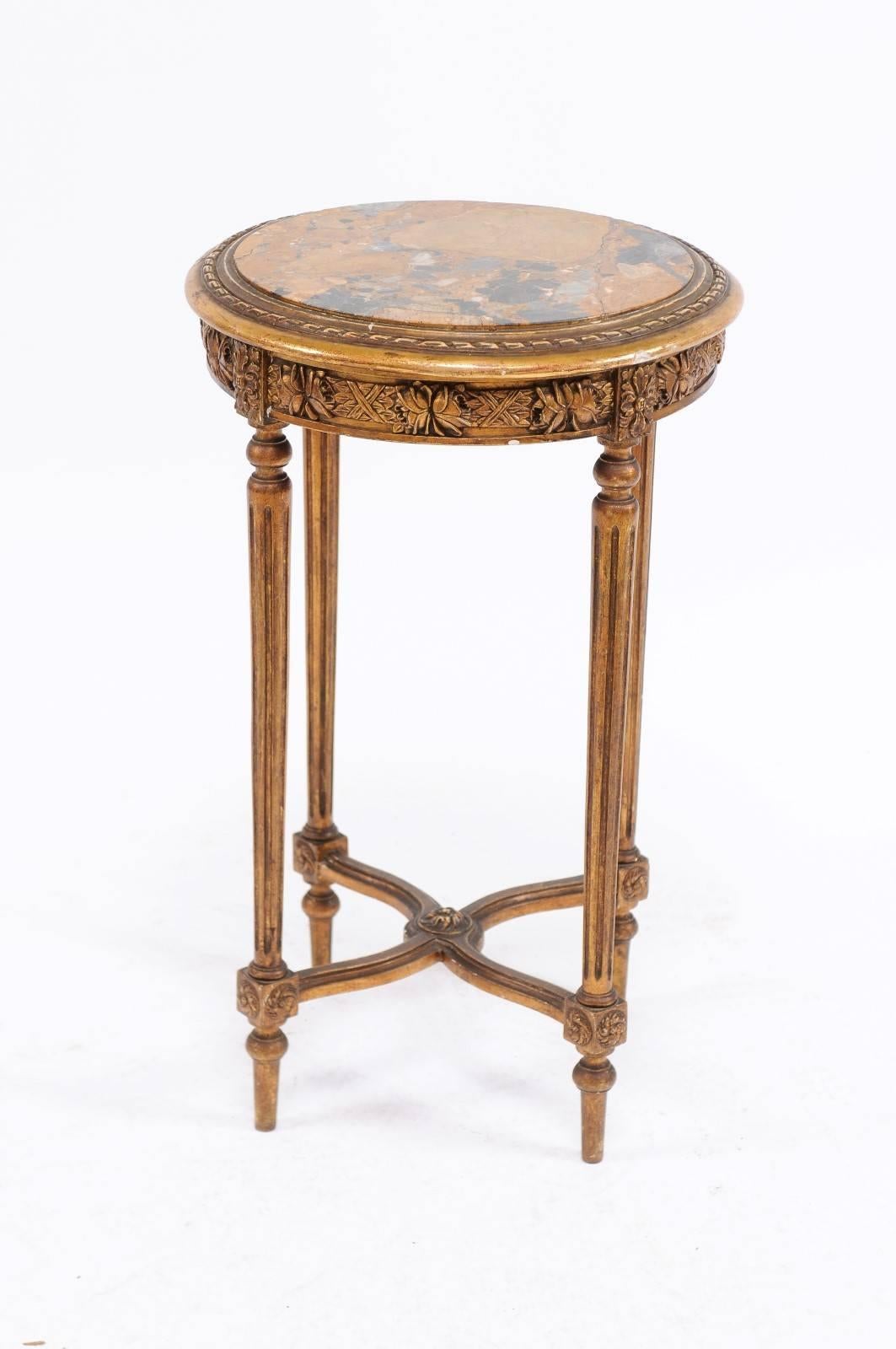 French 1930s Neoclassical Style Gilded Guéridon Table with Variegated Marble Top In Fair Condition In Atlanta, GA