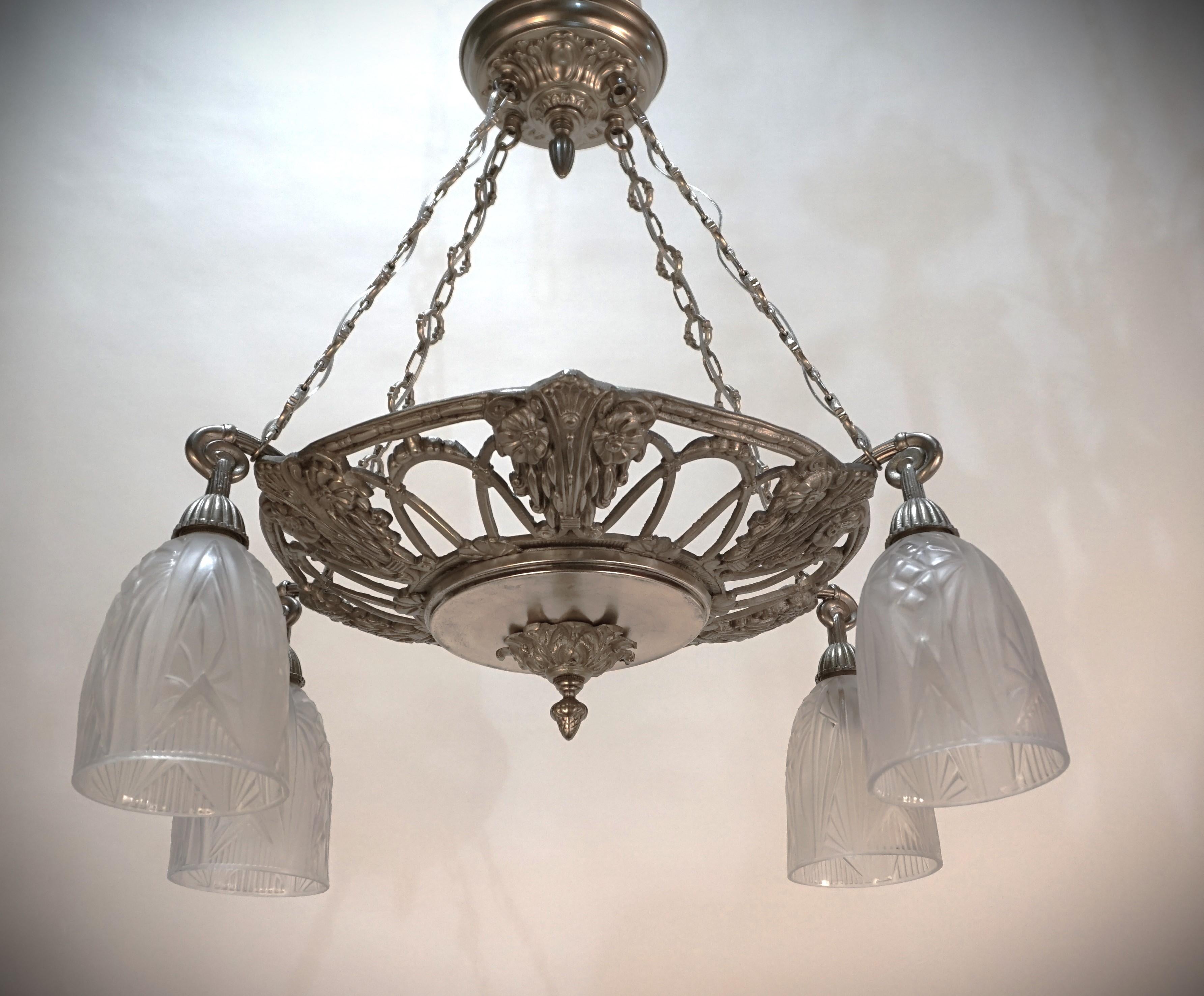 French 1930's Nickel and Glass Chandelier For Sale 6