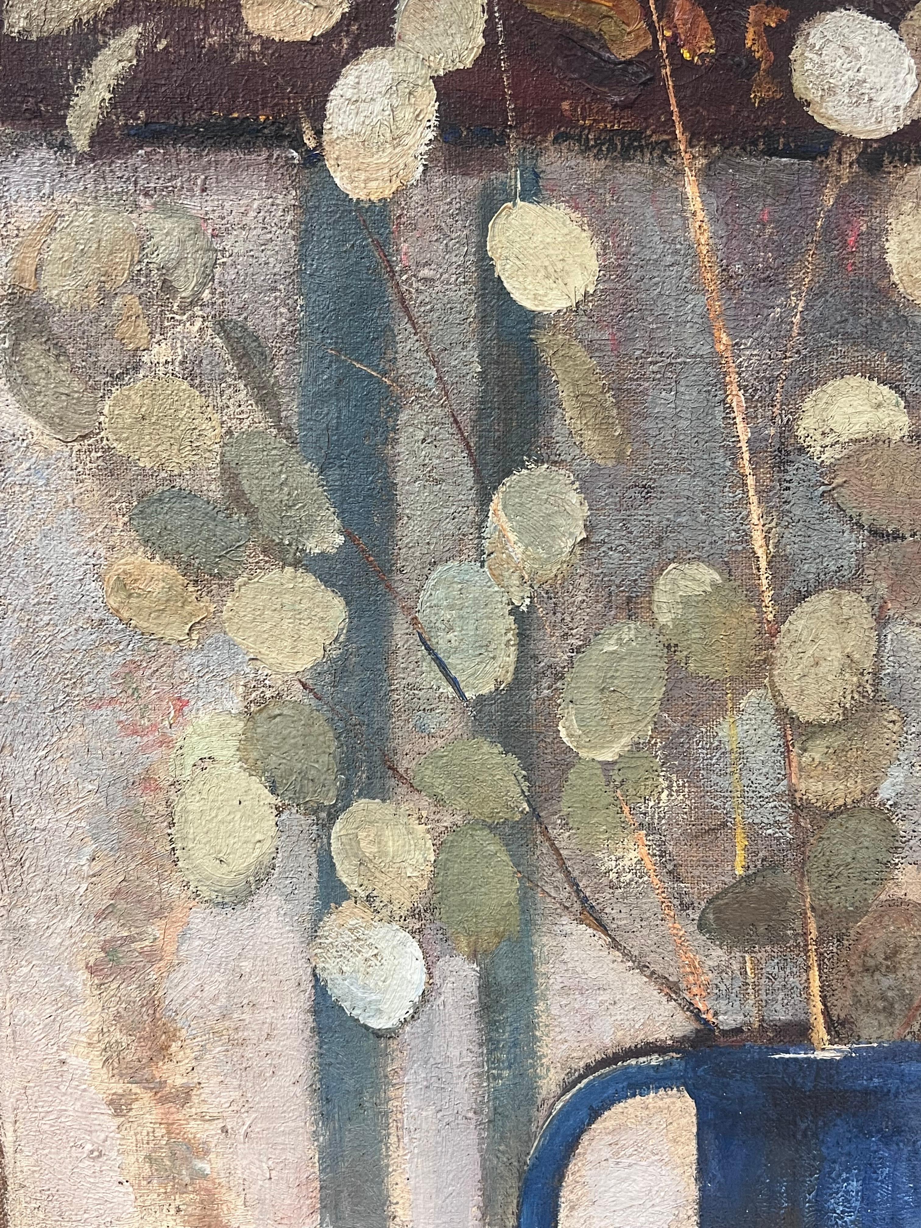 1930's Pintura al Óleo Modernista Francesa Lunaria Honestidad Plantas Naturaleza Muerta Jarra Azul - Still-Life Painting Gris de French 1930's