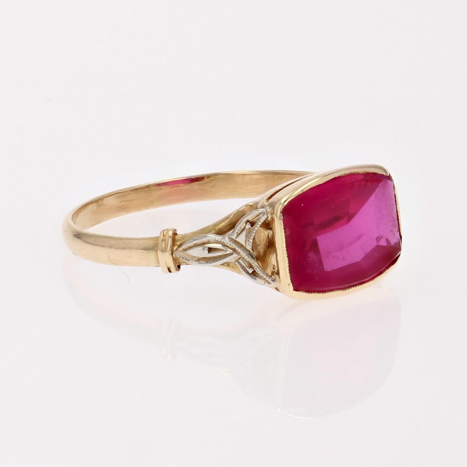 French Cut French 1930s Red Gem 18 Karat Yellow Gold Ring For Sale