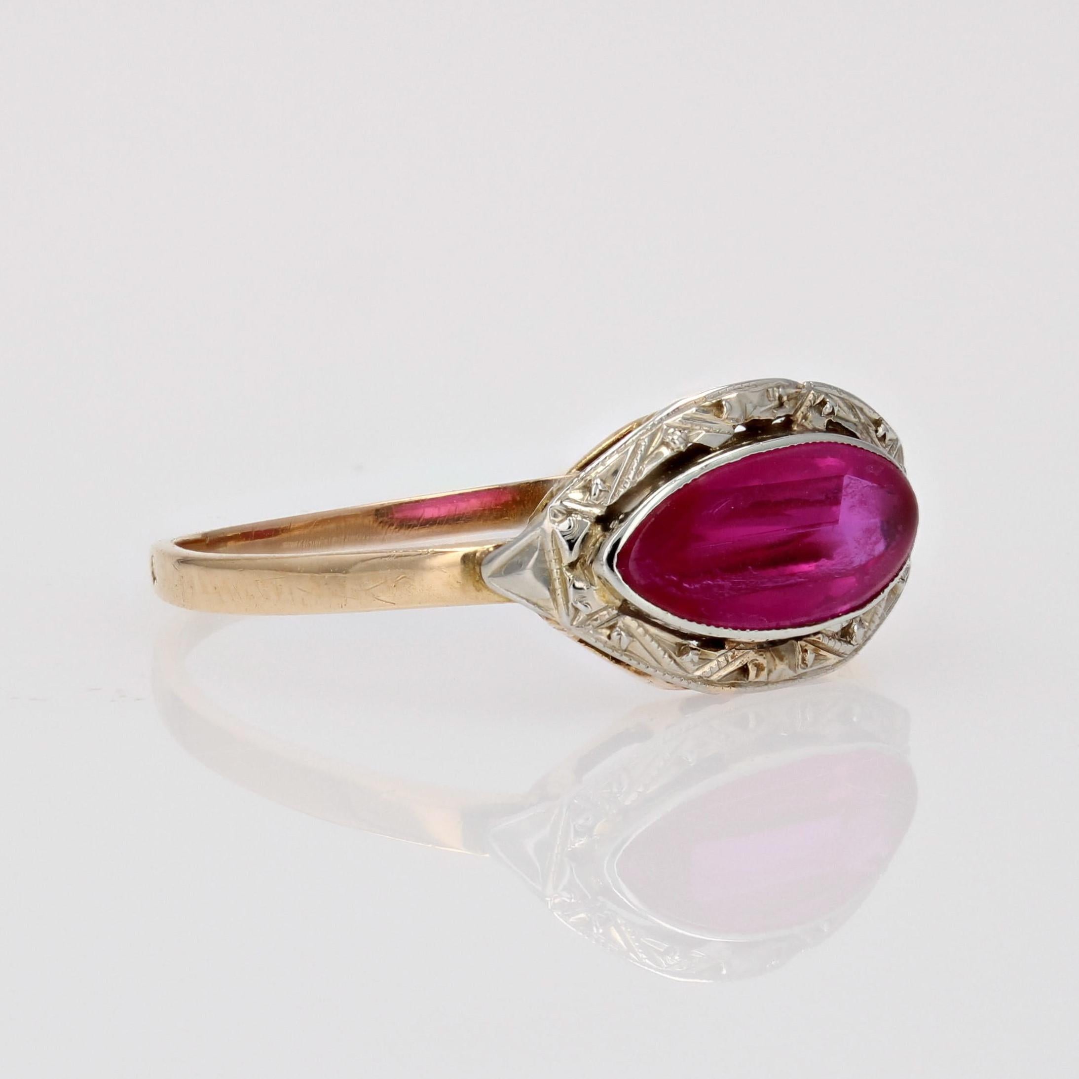 French 1930s Red Gem 18 Karat Yellow Gold Ring In Good Condition For Sale In Poitiers, FR