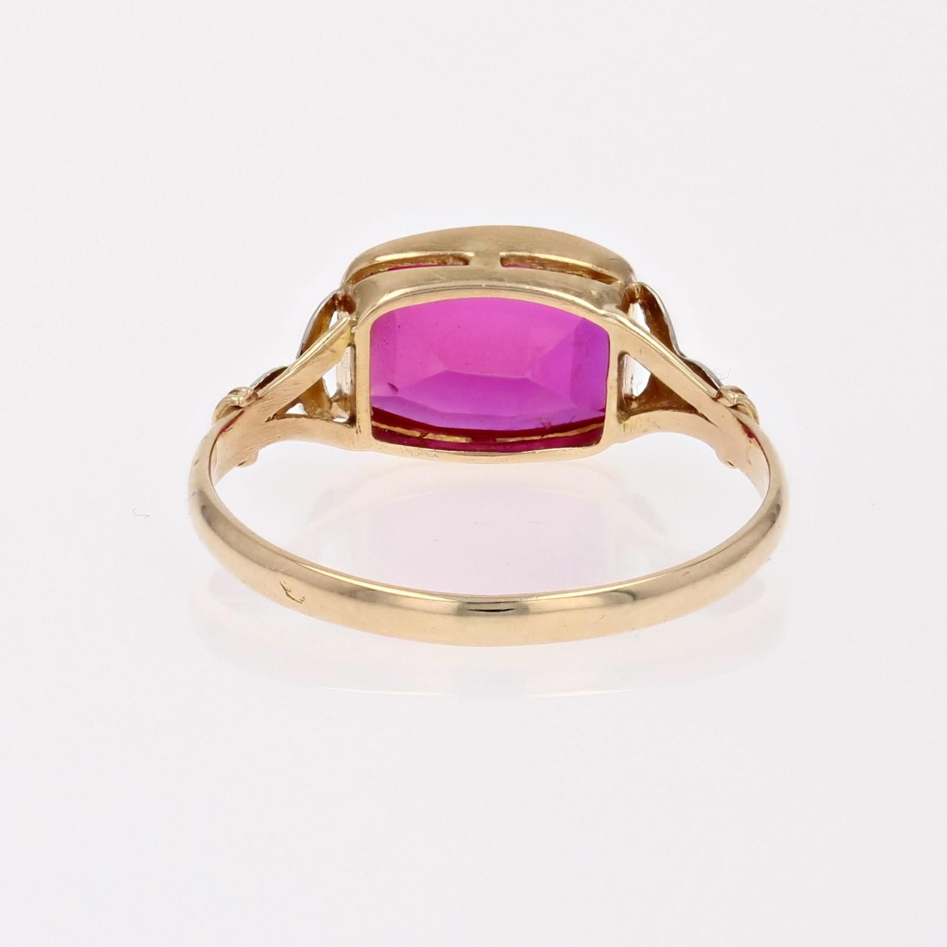 French 1930s Red Gem 18 Karat Yellow Gold Ring For Sale 1