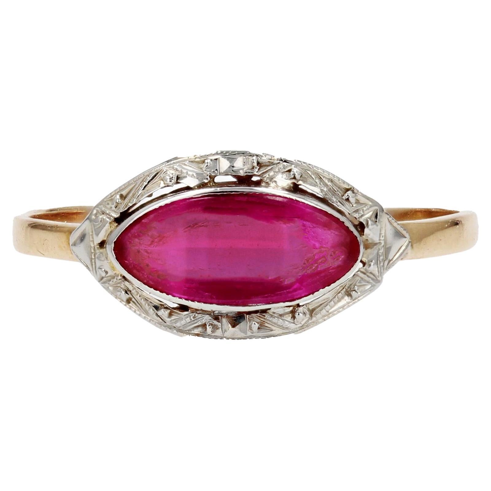 French 1930s Red Gem 18 Karat Yellow Gold Ring For Sale