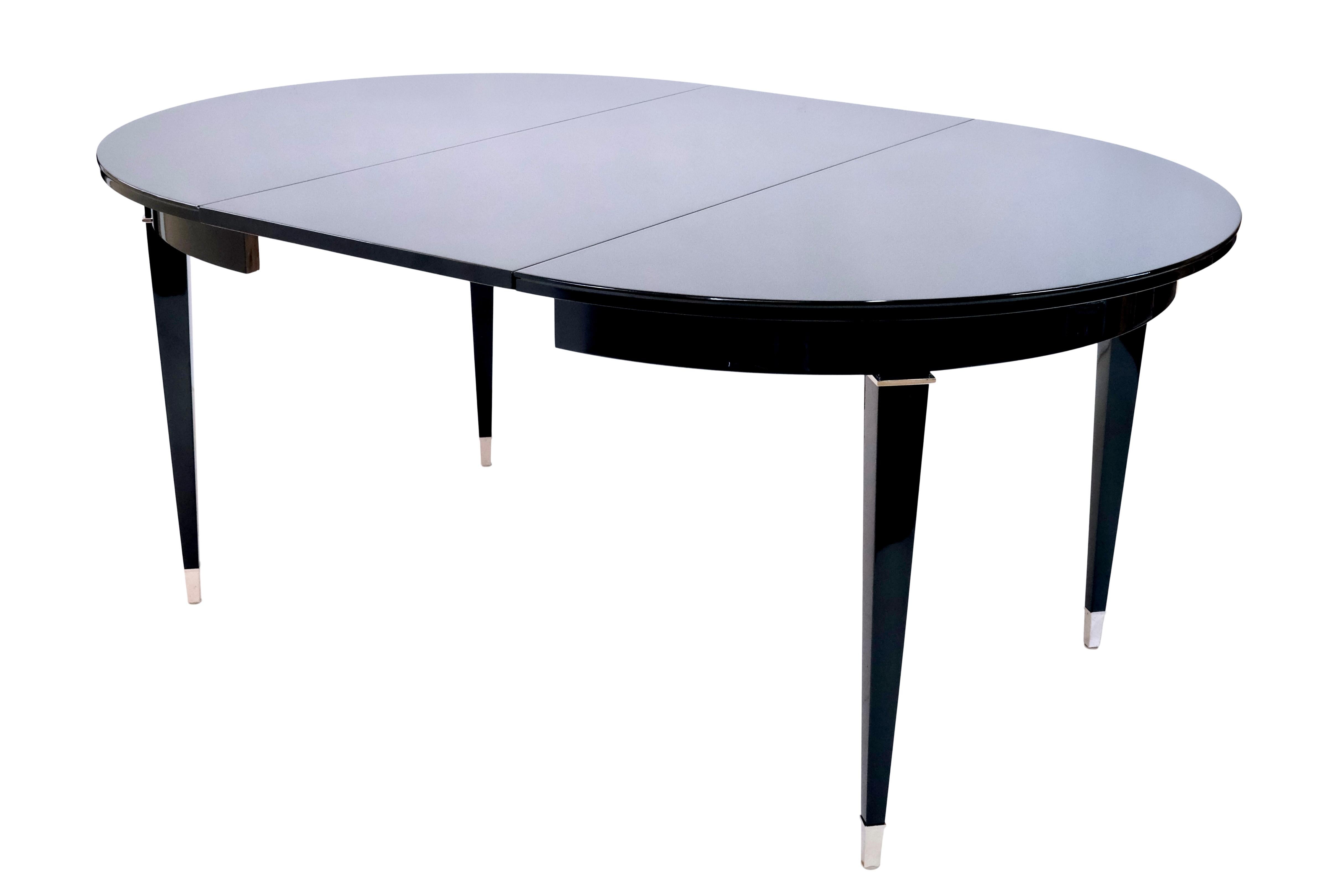 French 1930s Round Art Deco Dining or Center Table in Black Lacquer 1