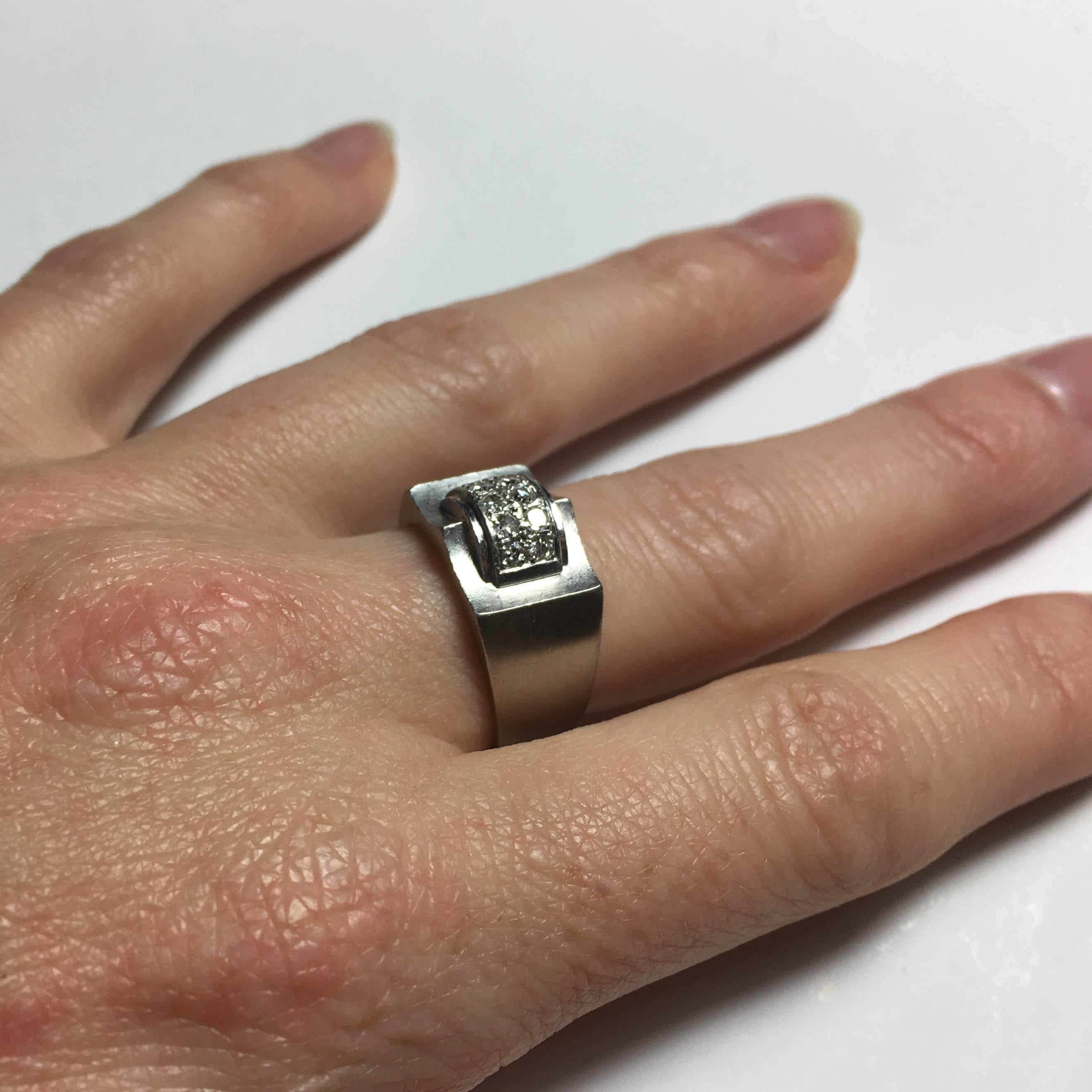 French 1935 Modernist White Diamond Platinum Ring 11