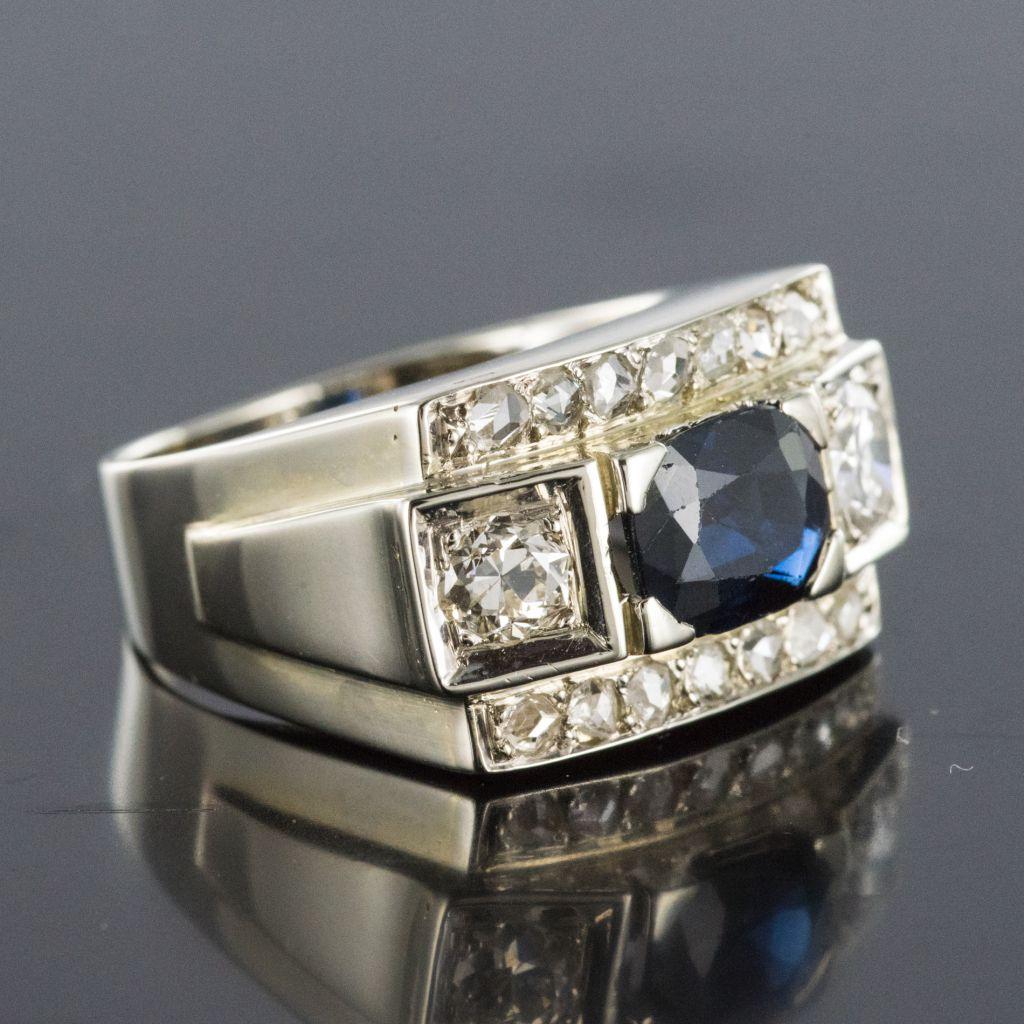 French 1940s 18 Karat White Gold Sapphire Diamonds Ring 6