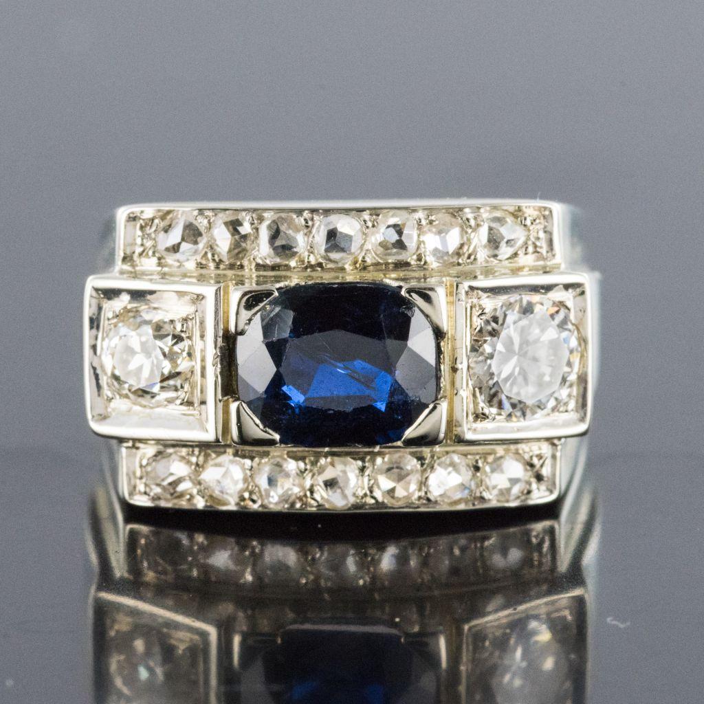 French 1940s 18 Karat White Gold Sapphire Diamonds Ring 7