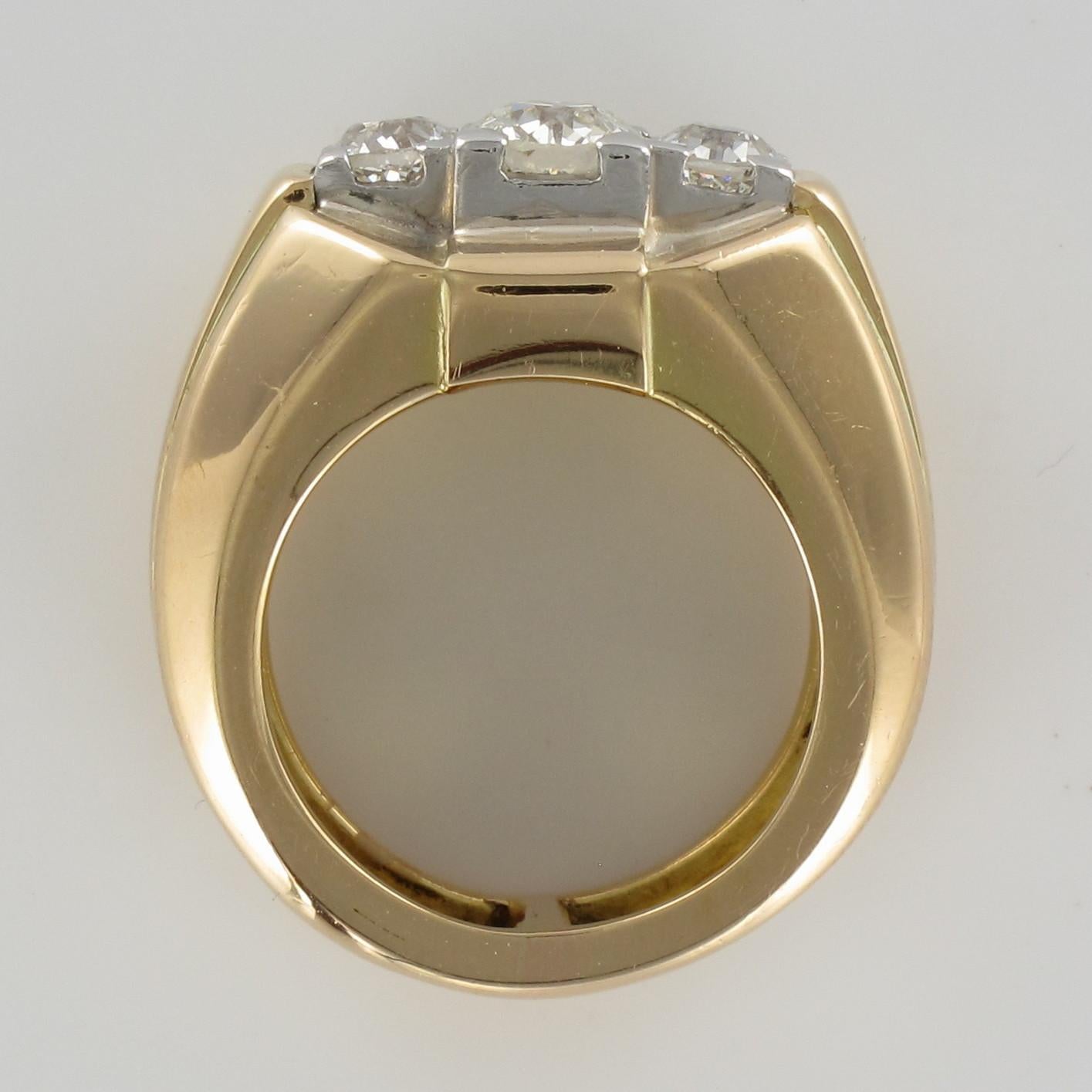 French 1940s 3 Diamonds 18 Karat Yellow Gold Tank Bangle Ring For Sale 4