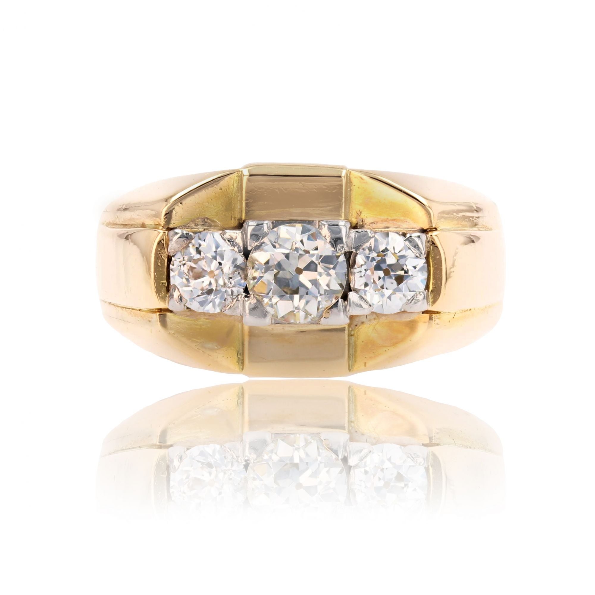 French 1940s 3 Diamonds 18 Karat Yellow Gold Tank Bangle Ring