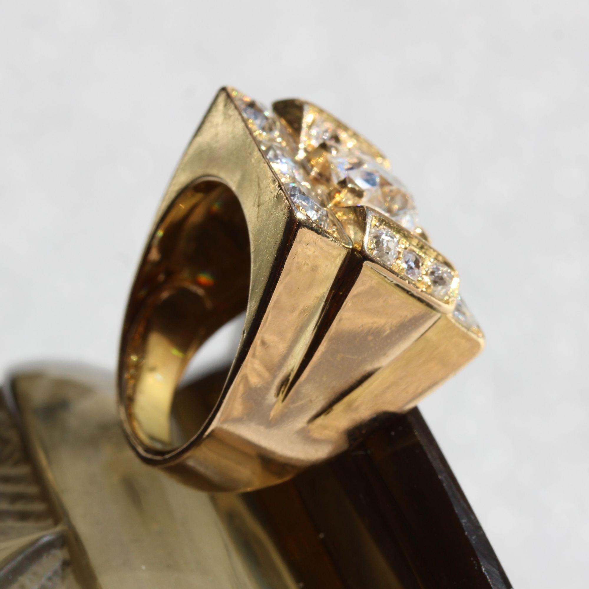 French 1940s 3.60 Carat Diamonds 18 Karat Yellow Gold Tank Ring 10