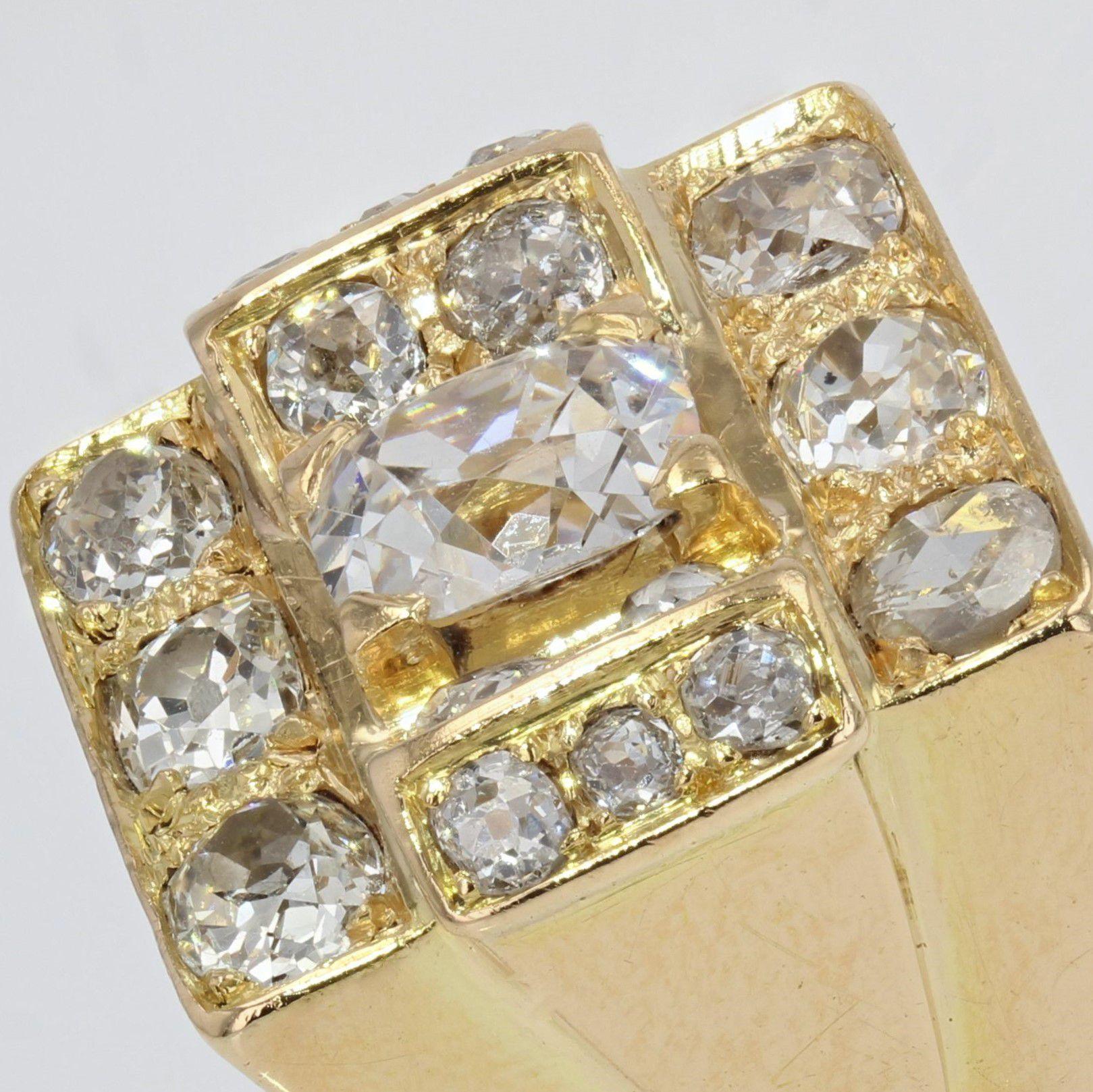 French 1940s 3.60 Carat Diamonds 18 Karat Yellow Gold Tank Ring 2