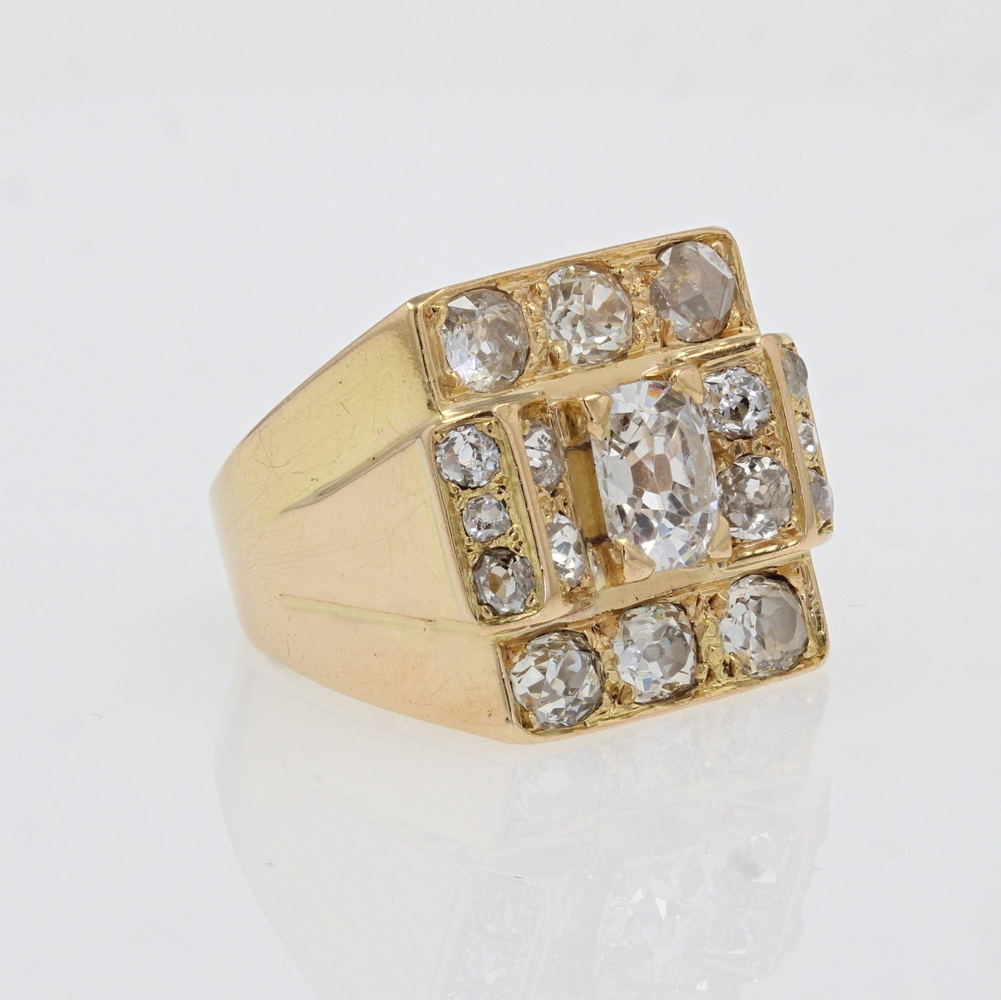 French 1940s 3.60 Carat Diamonds 18 Karat Yellow Gold Tank Ring 3