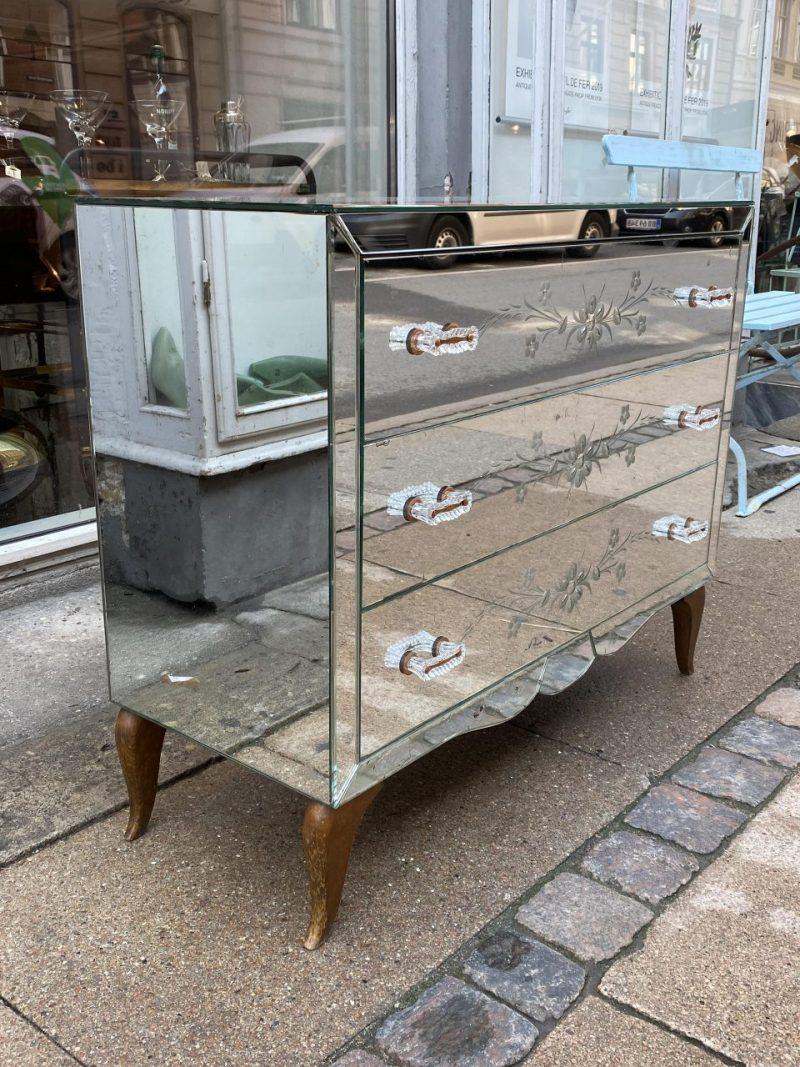 French 1940s-50s Stunning Mirrored Commode 2