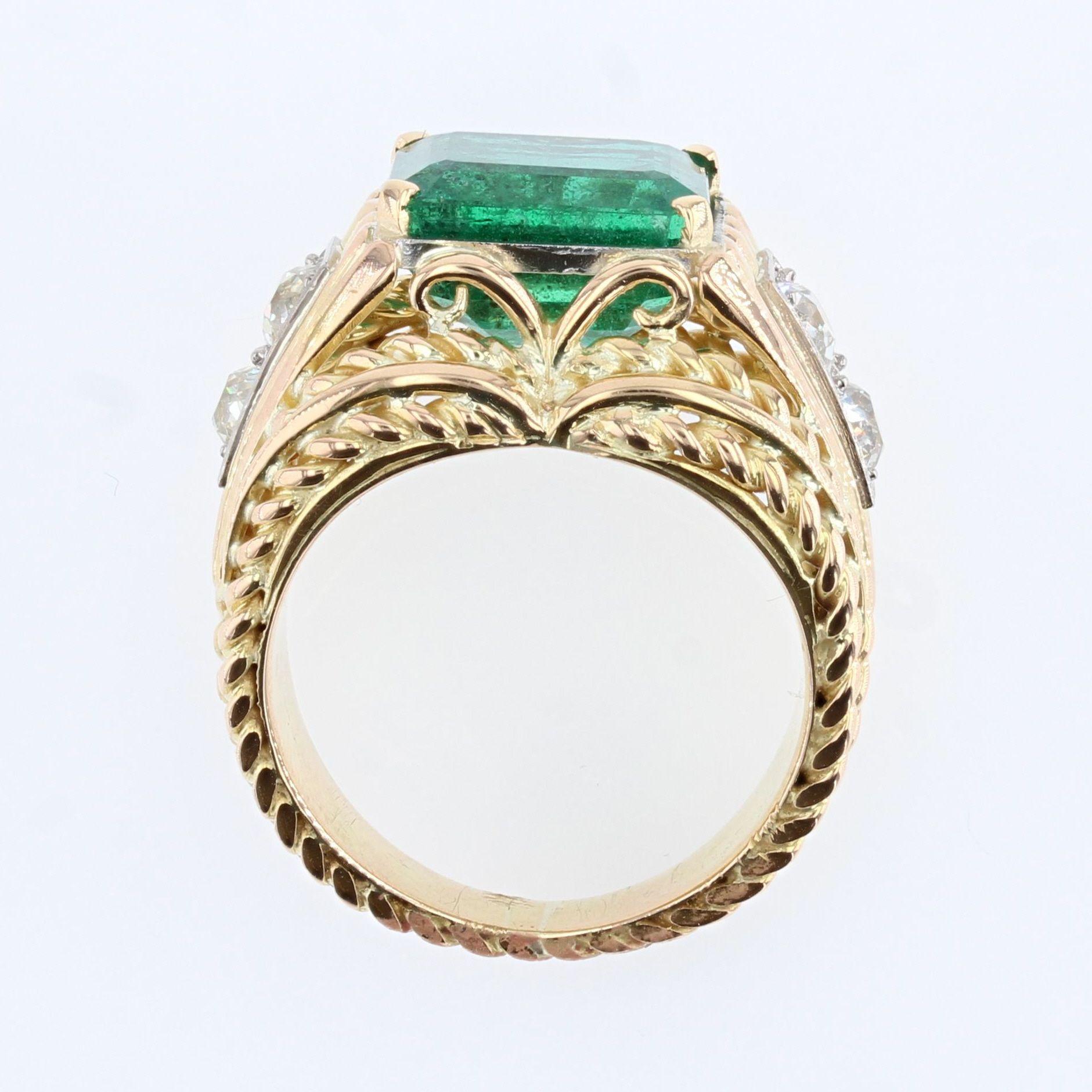 French, 1940s 6, 41 Carat Emerald Diamonds 18 Karat Yellow Gold Platinum Ring For Sale 12