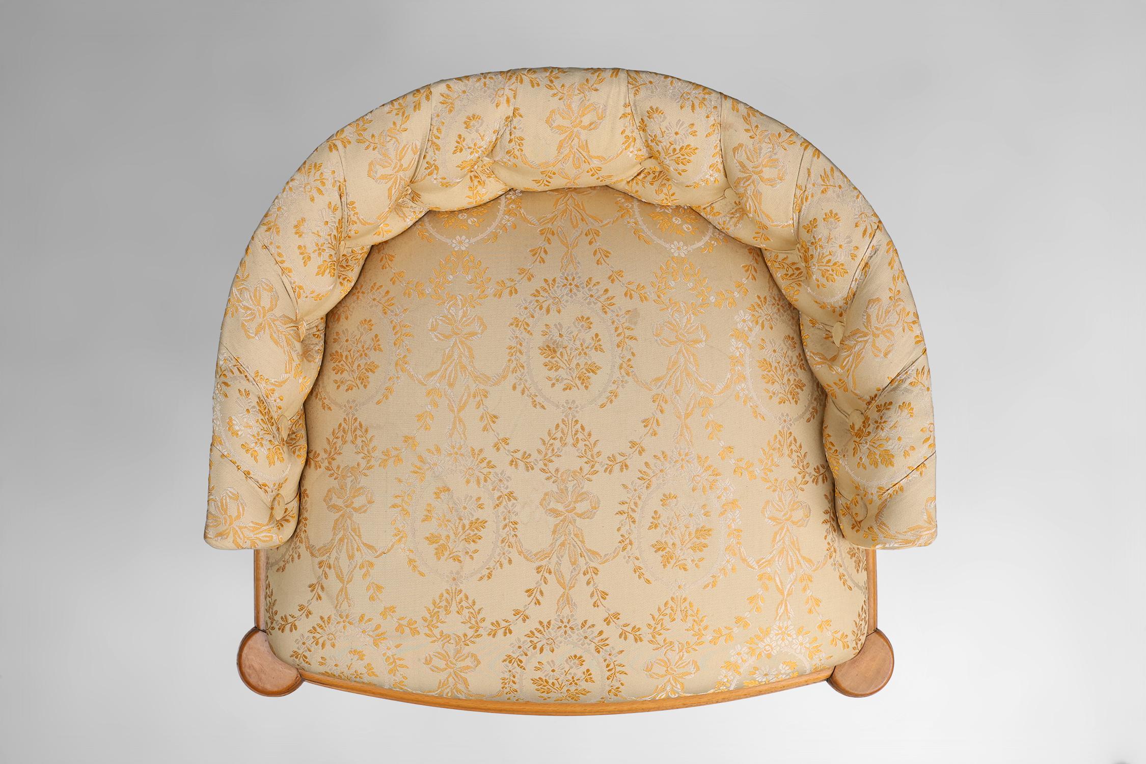 Chaise d'appoint Art Nouveau des années 1940 en bois de hêtre avec dossier bas en vente 4