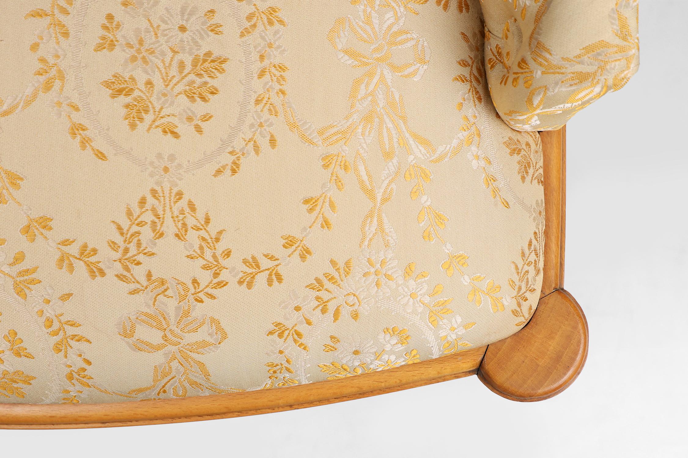 Chaise d'appoint Art Nouveau des années 1940 en bois de hêtre avec dossier bas en vente 5