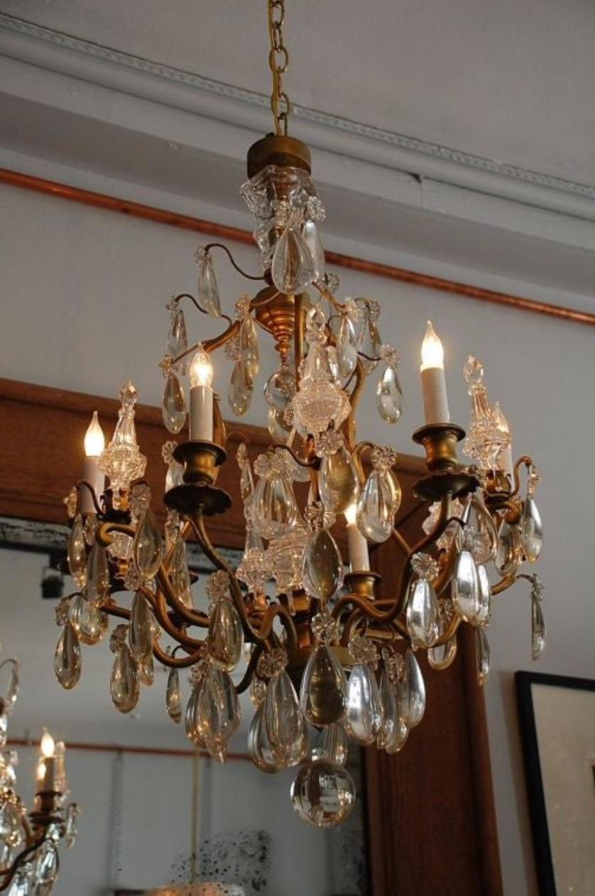 French 1940s Clear Tear Drop Chandelier by Maison Baguès For Sale 2