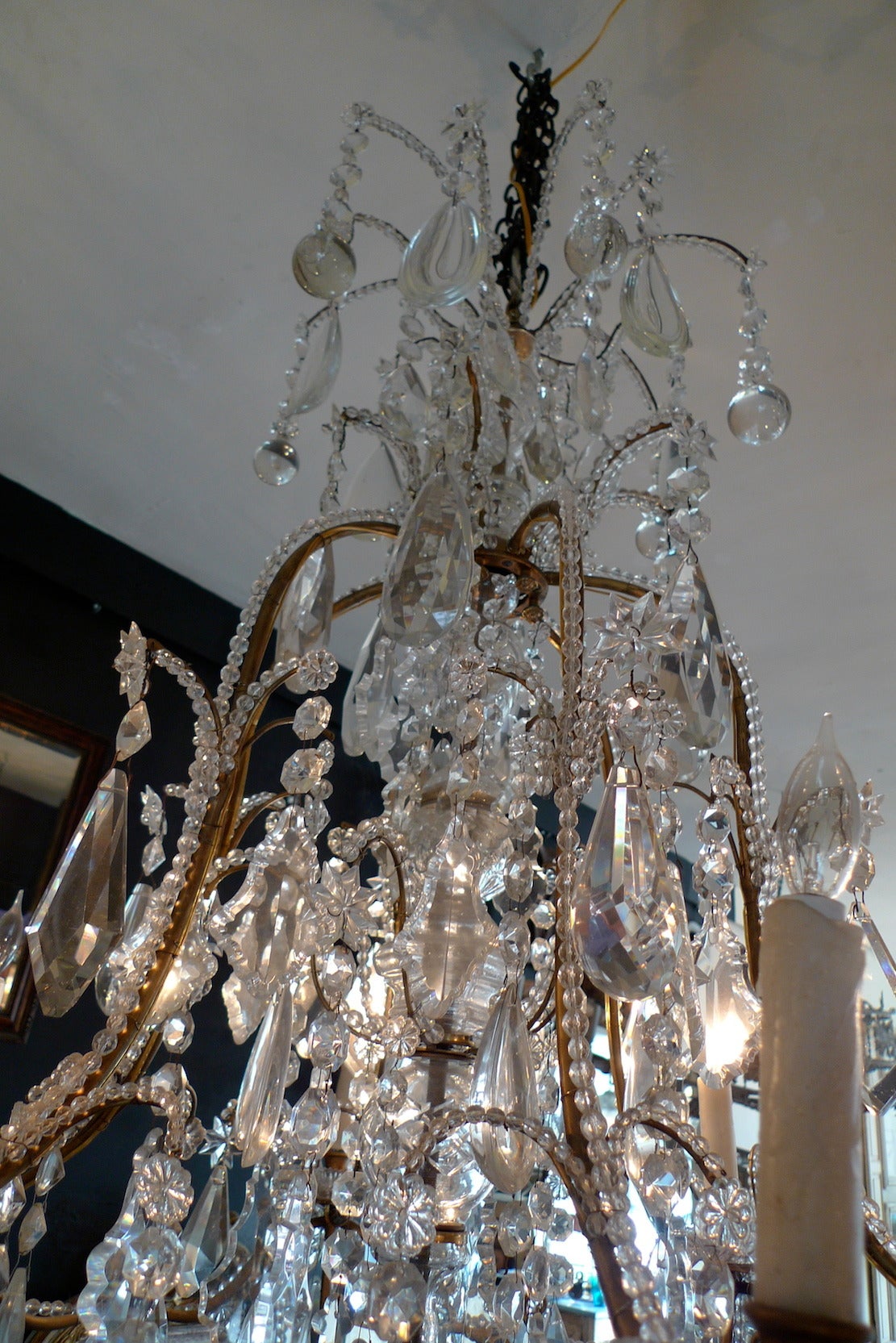 French 1940s Crystal and Glass Chandelier on Iron Frame with Six Outer Lights 1