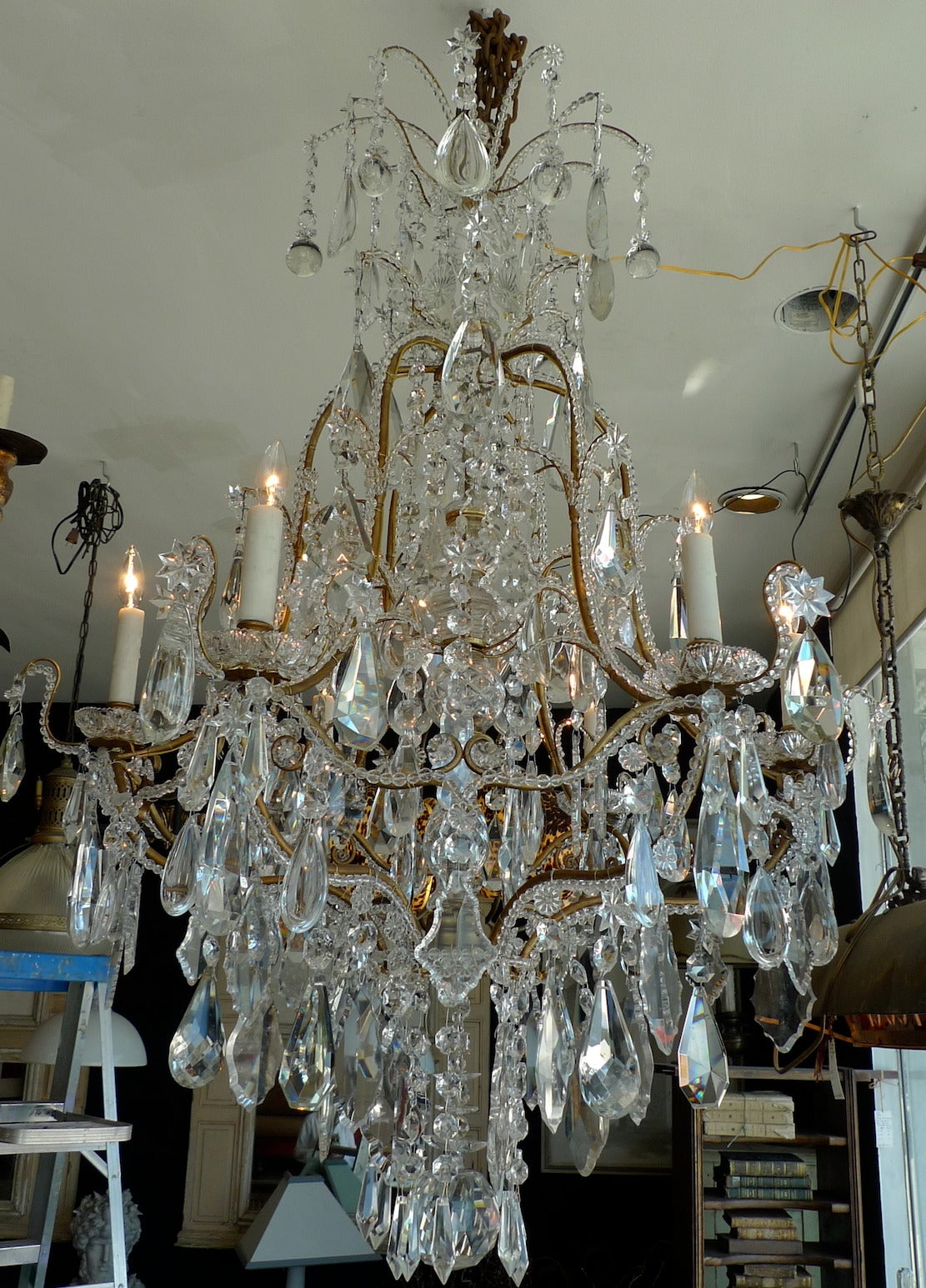 French 1940s Crystal and Glass Chandelier on Iron Frame with Six Outer Lights 3