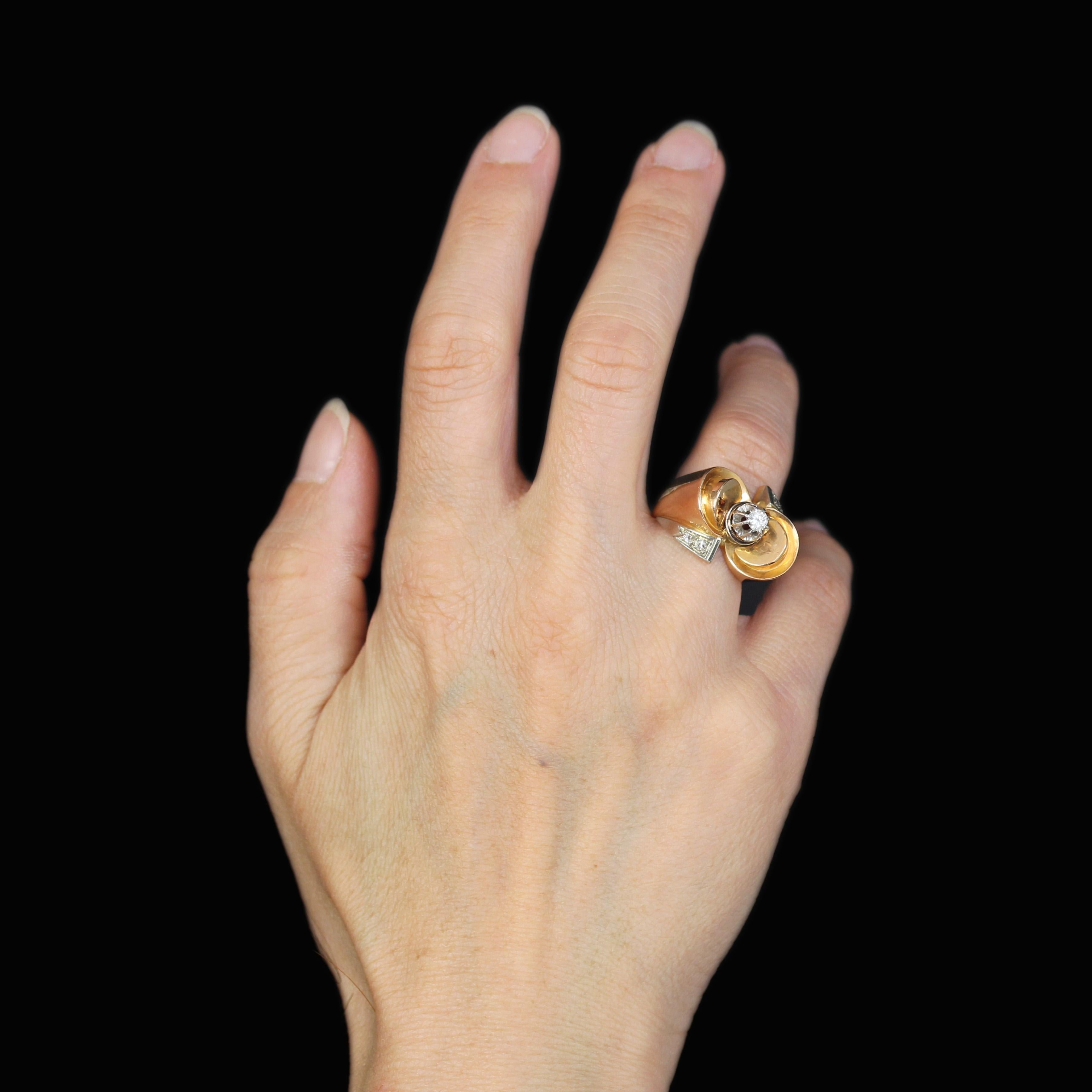 Taille brillant Bague rtro  nud en or rose 18 carats et diamants des annes 1940 en vente