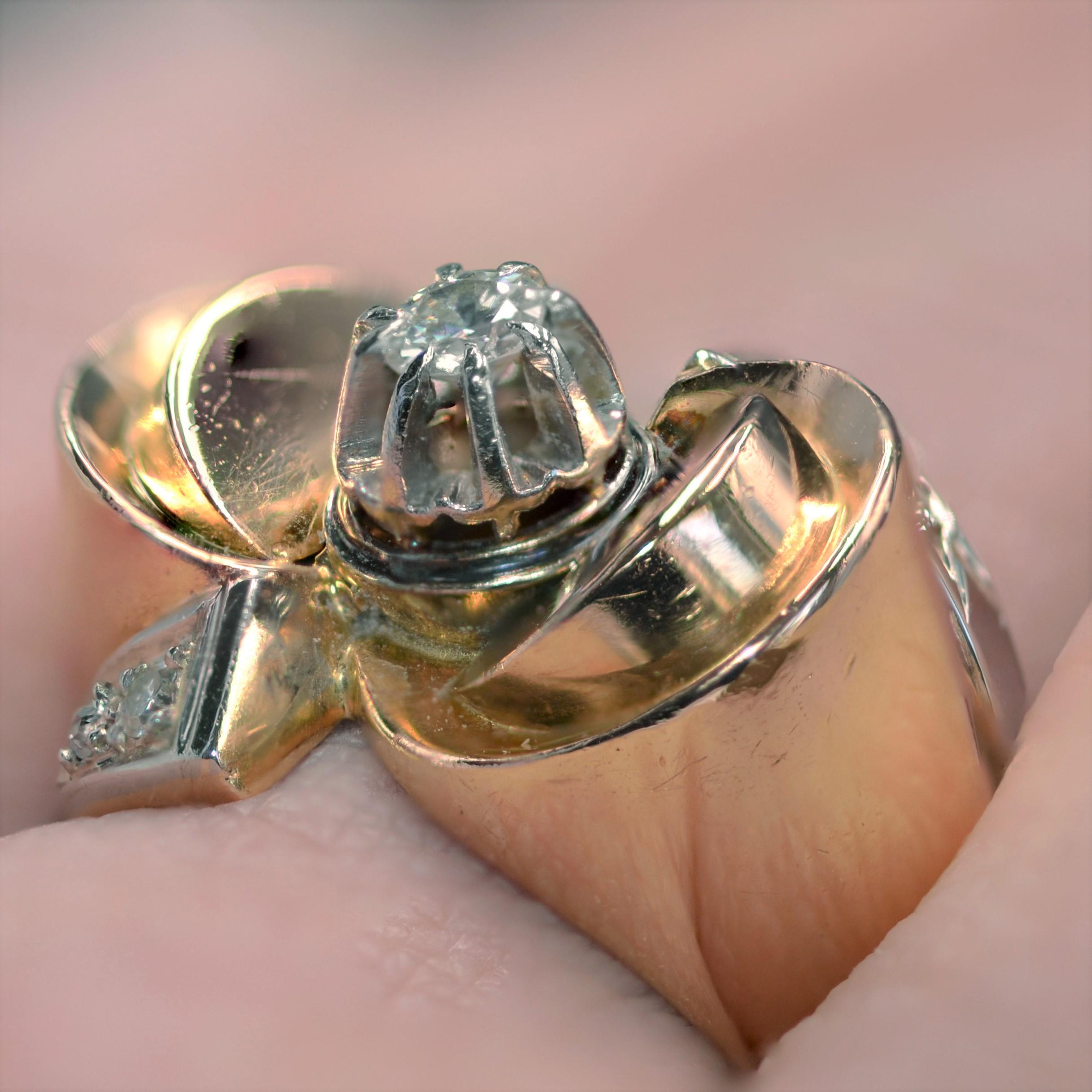 French 1940s Diamond 18 Karat Rose Gold Retro Knot Ring For Sale 1