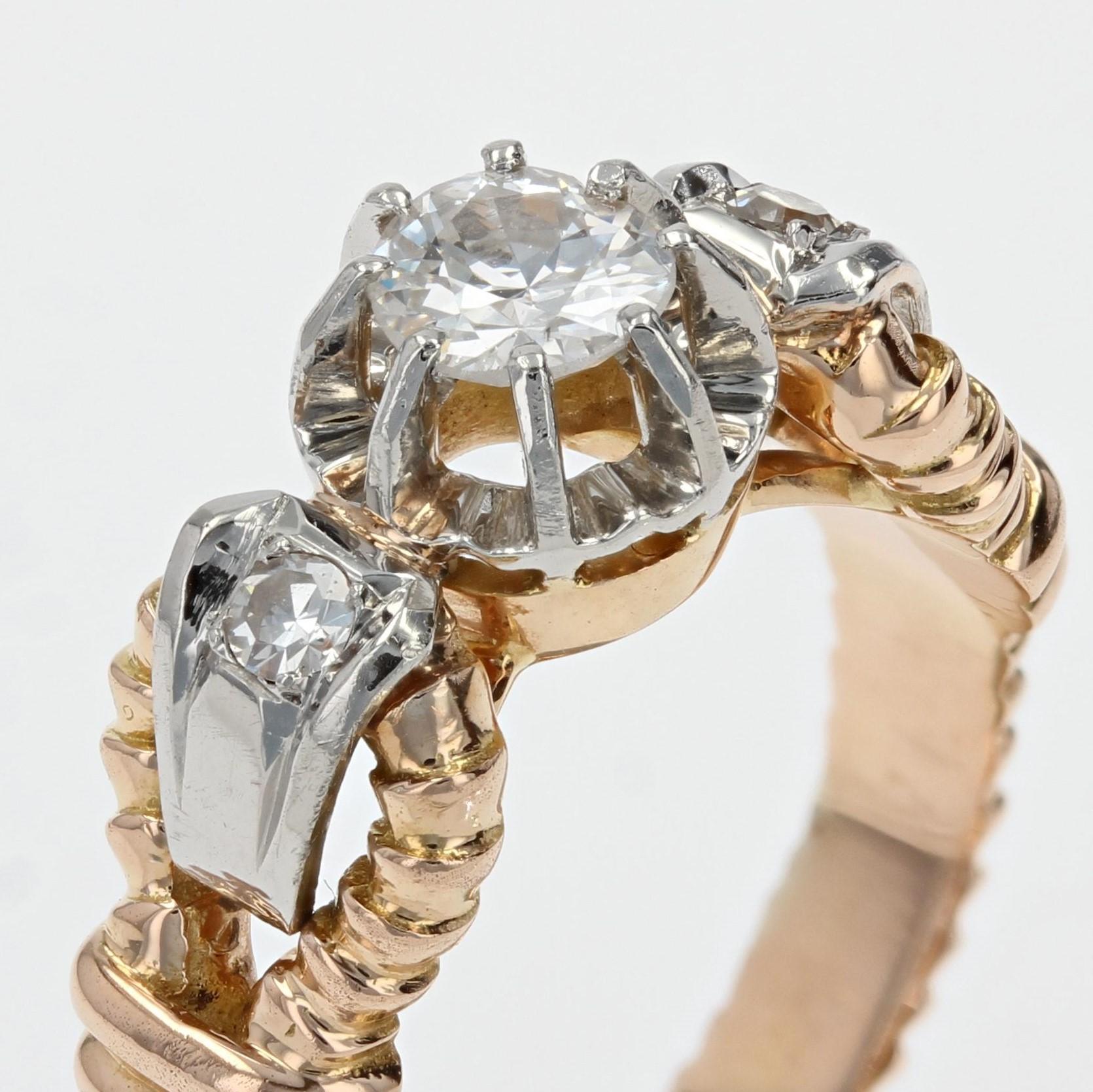 French 1940s Diamond 18 Karat Yellow Gold Platinum Solitaire Ring For Sale 2