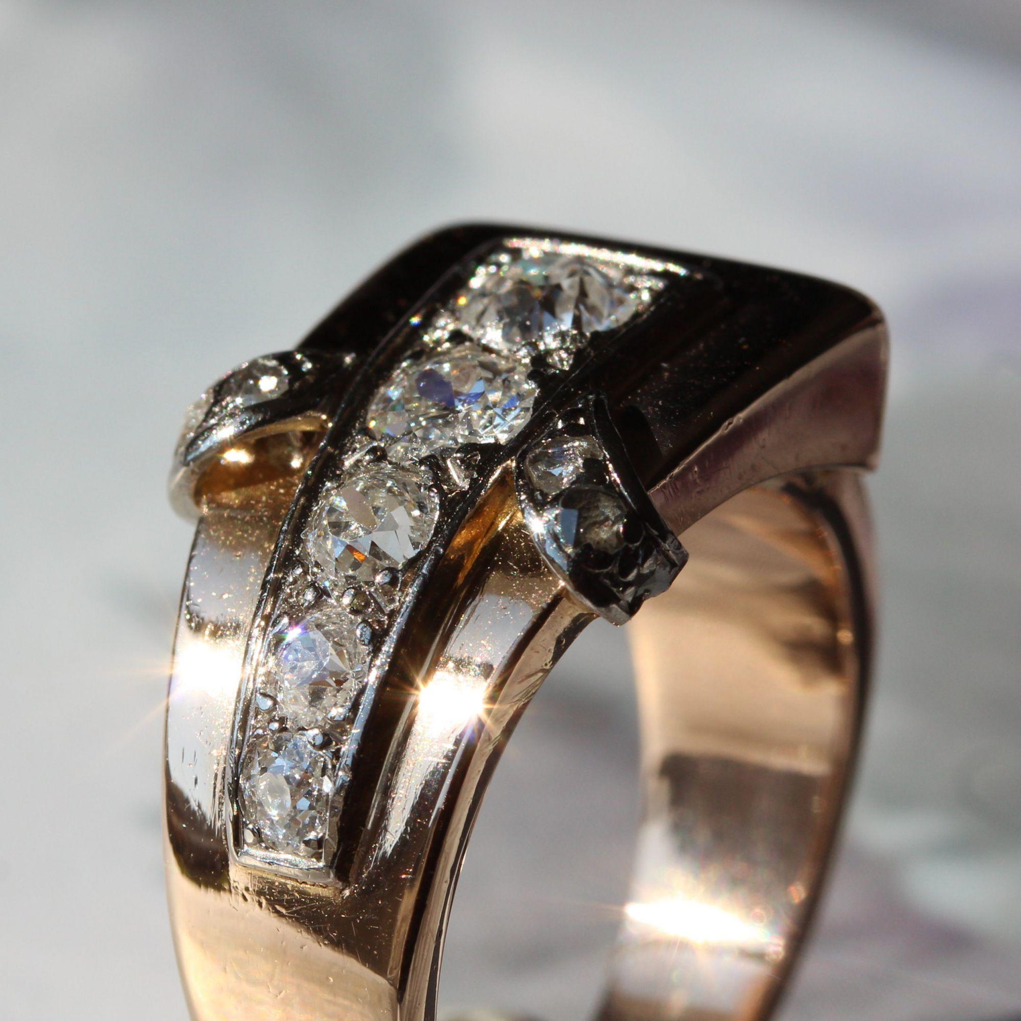 French 1940s Diamonds 18 Karat Rose Gold Asymetrical Tank Ring For Sale 5