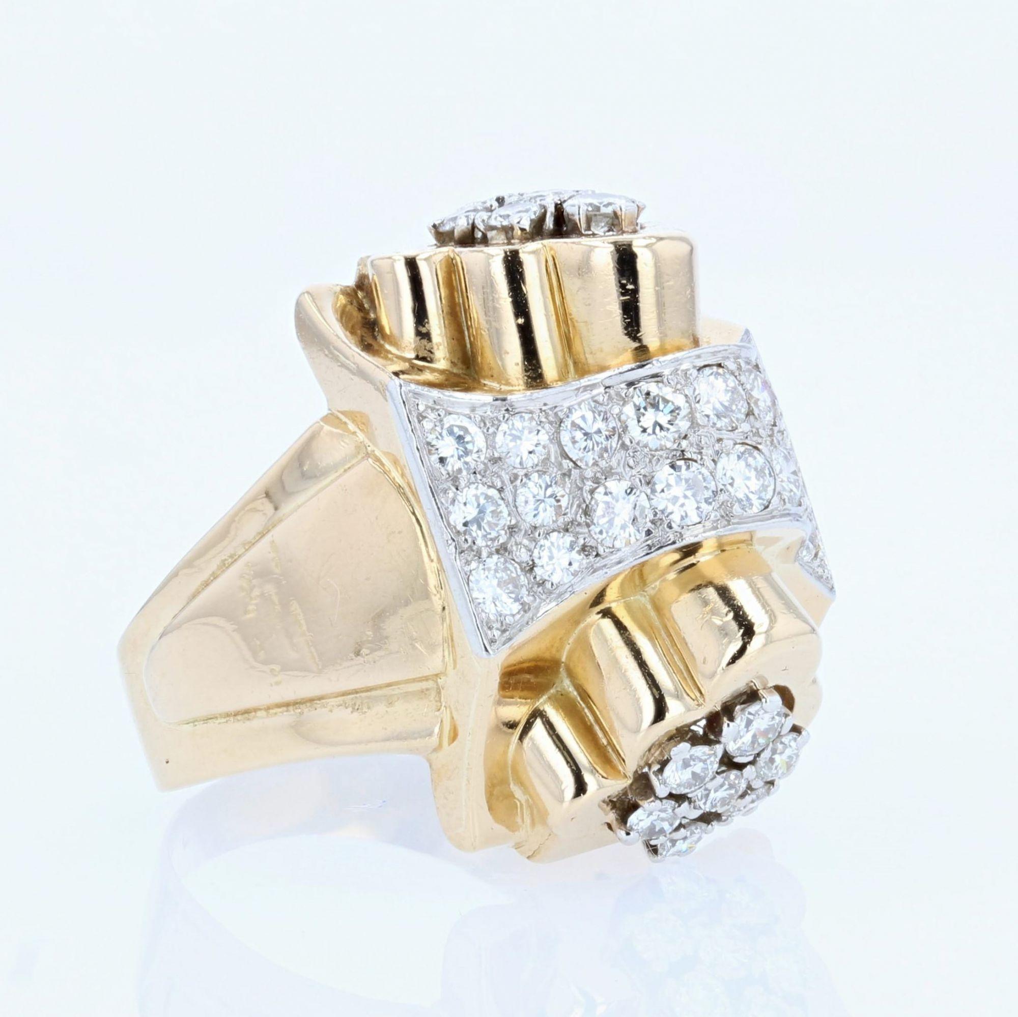 French 1940s Diamonds 18 Karat Yellow Gold Knot Tank Ring In Good Condition For Sale In Poitiers, FR