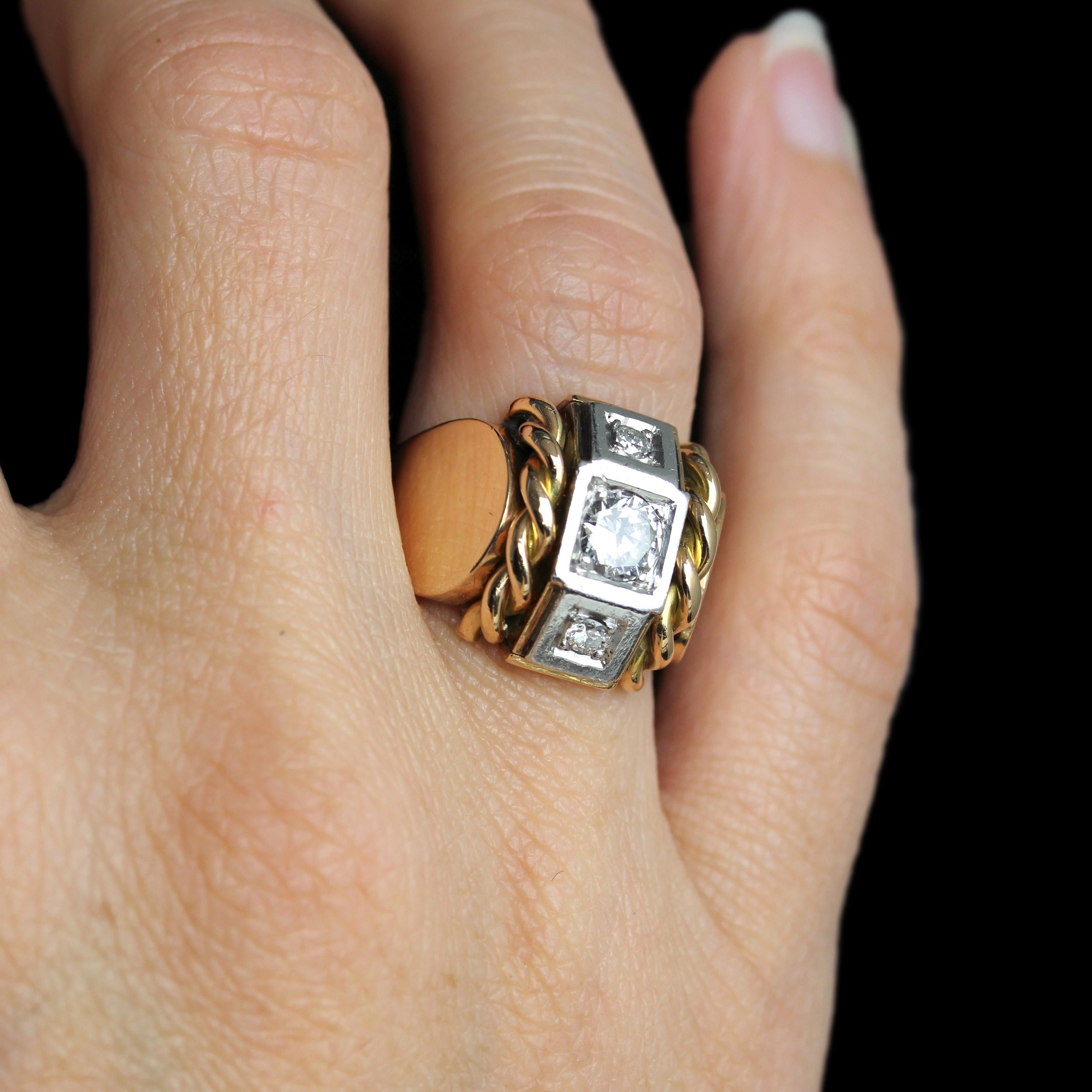 Bague dbardeur franaise des annes 1940 en or jaune 18 carats et platine avec diamants en vente 3