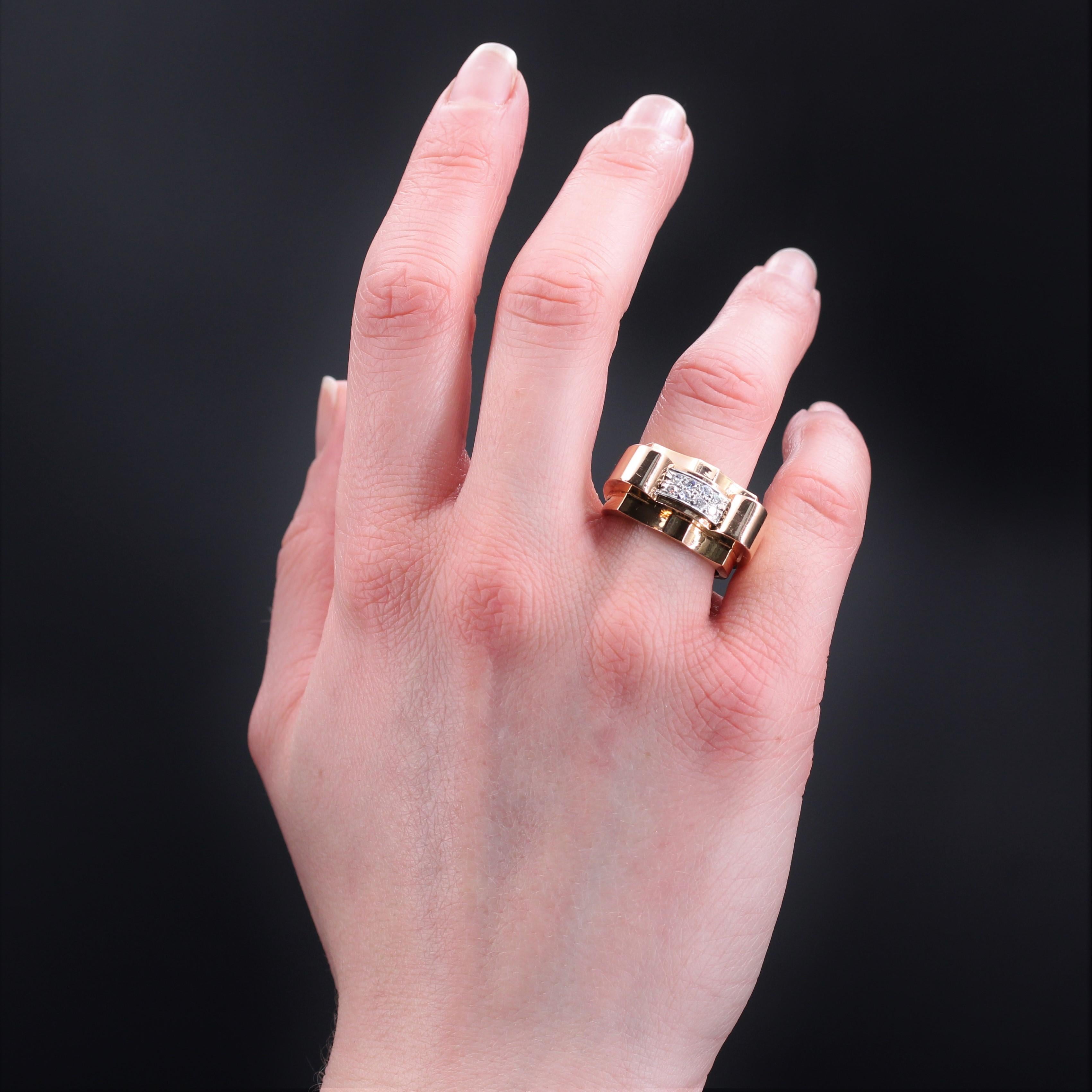 Französischer Tank-Ring aus 18 Karat Gelbgold und Platin mit Diamanten, 1940er Jahre (Rundschliff)