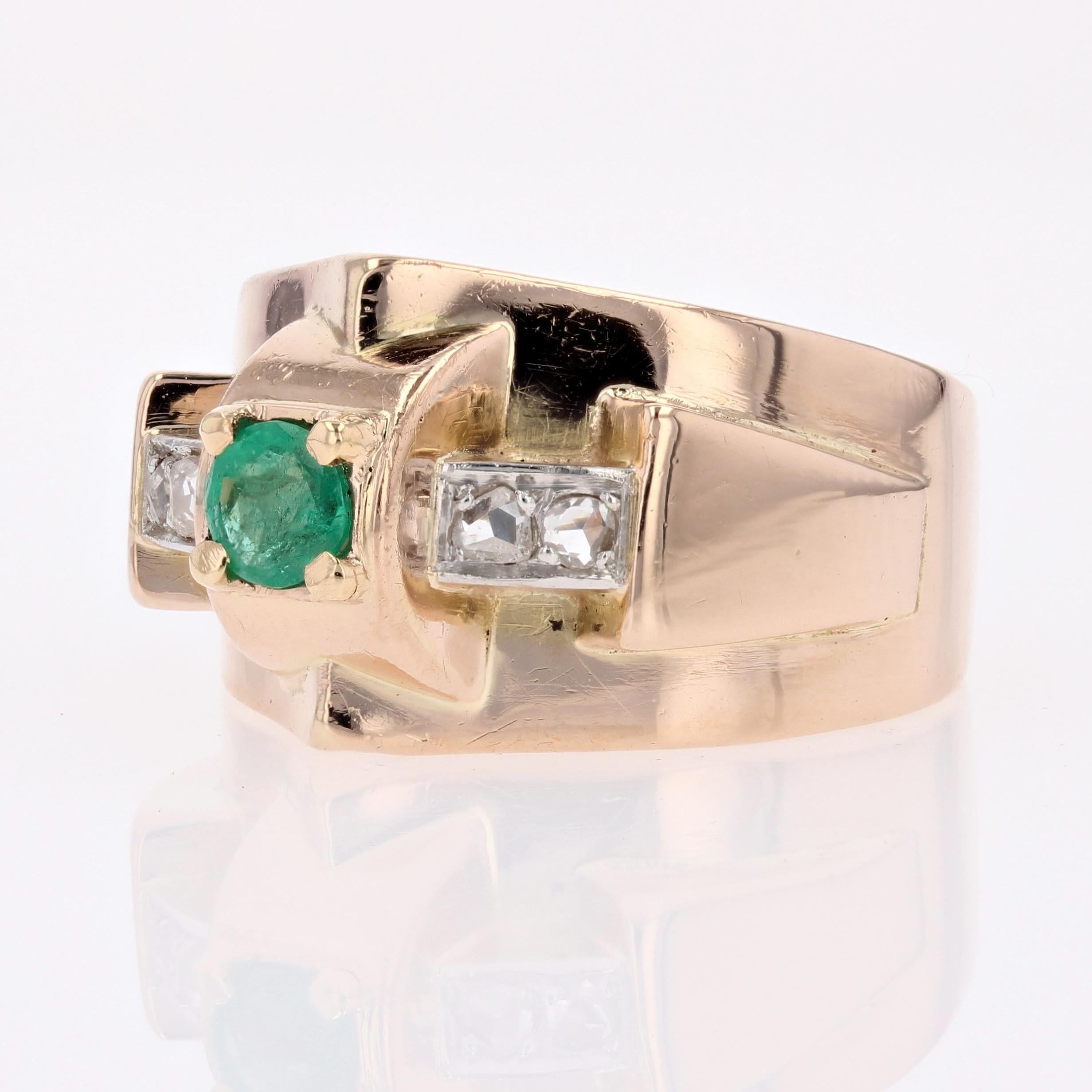 Women's French 1940s Emerald Diamond 18 Karat Rose Gold Tank Ring For Sale