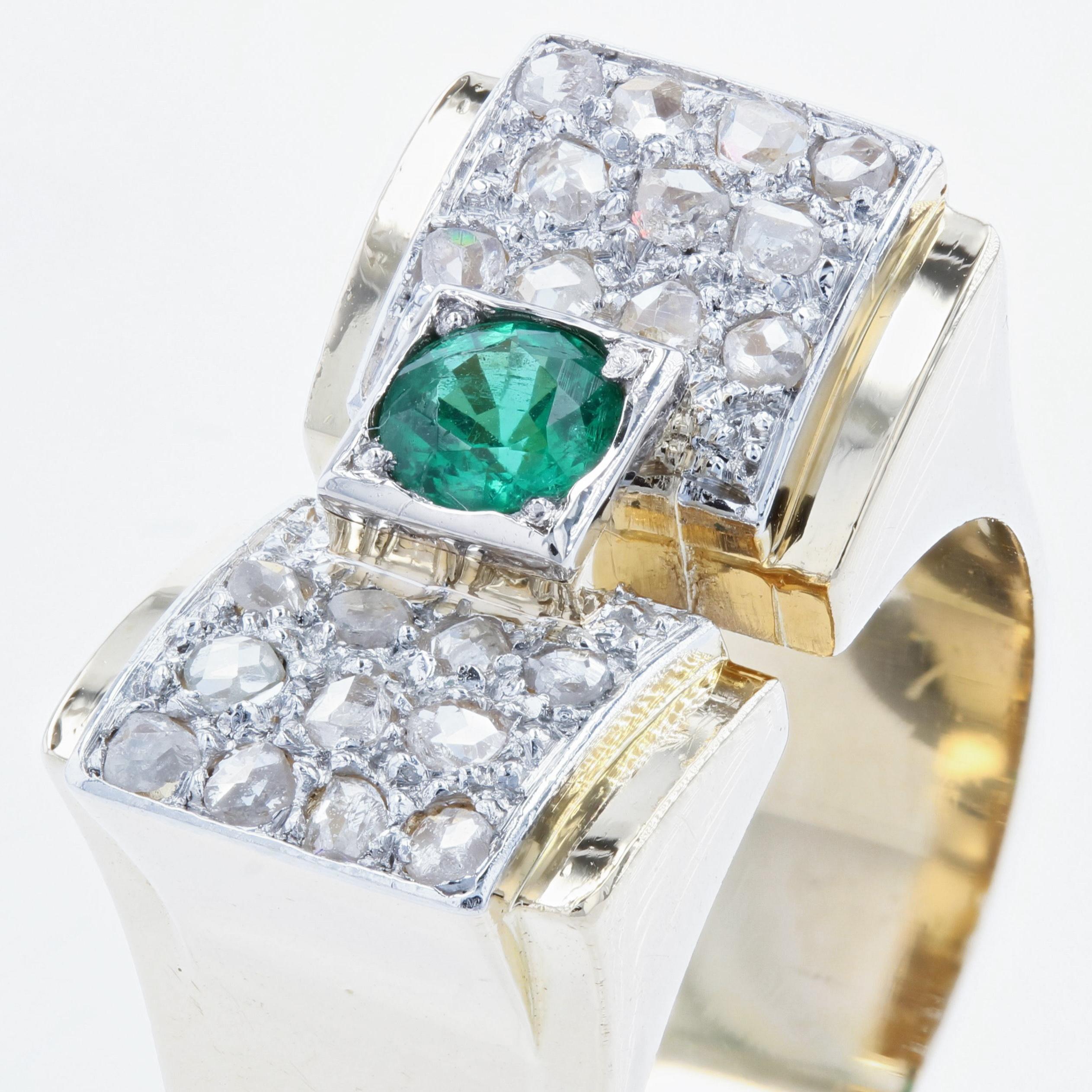 French 1940s Emerald Diamonds 18 Karat Yellow Gold Tank Ring For Sale 1