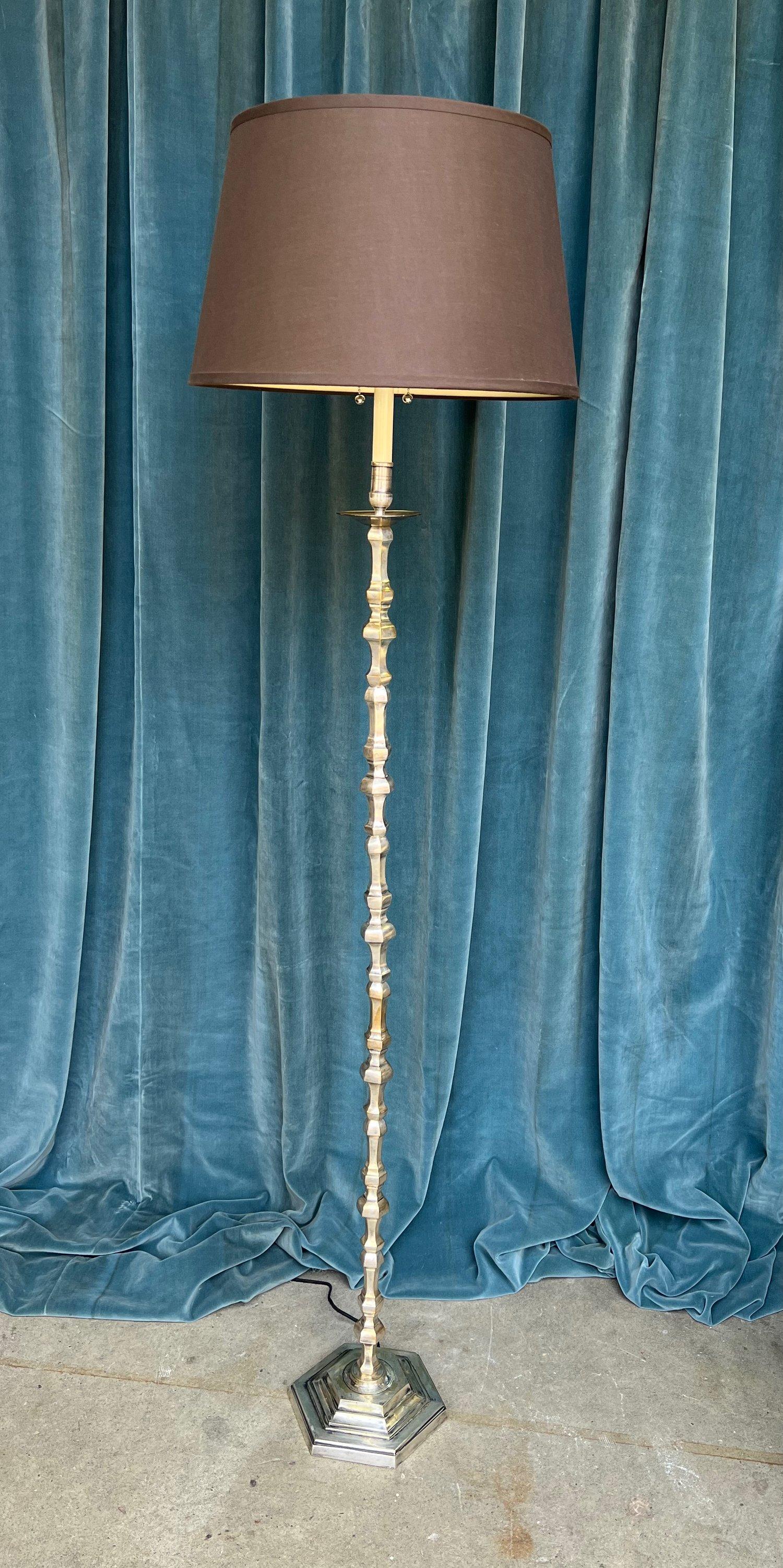 French 1940s Silver Plated Floor Lamp In Good Condition For Sale In Buchanan, NY